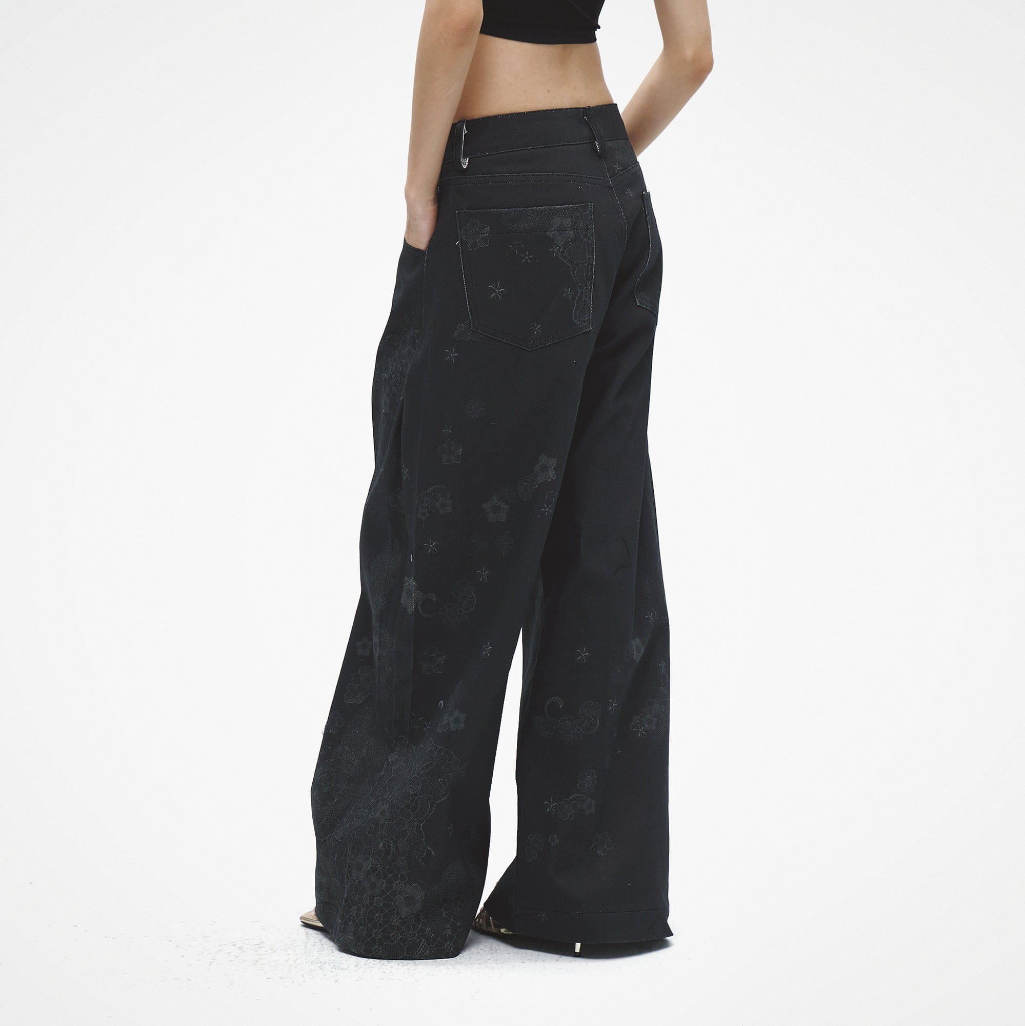 FAYCHUI Lace Graphics Wide-Leg Jeans Black