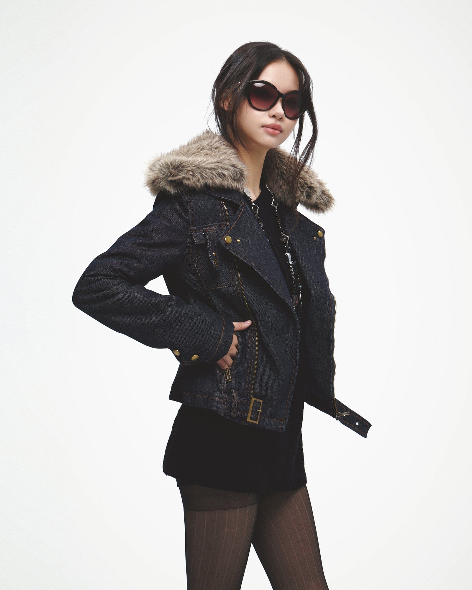 FAYCHUI Faux Fur Collar Asymmetric Denim Jacket