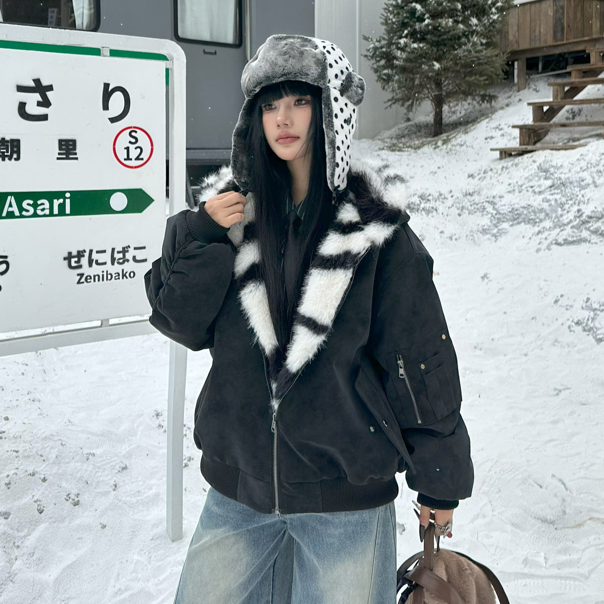 FREE CENTER Reversible Hooded Puffer Jacket