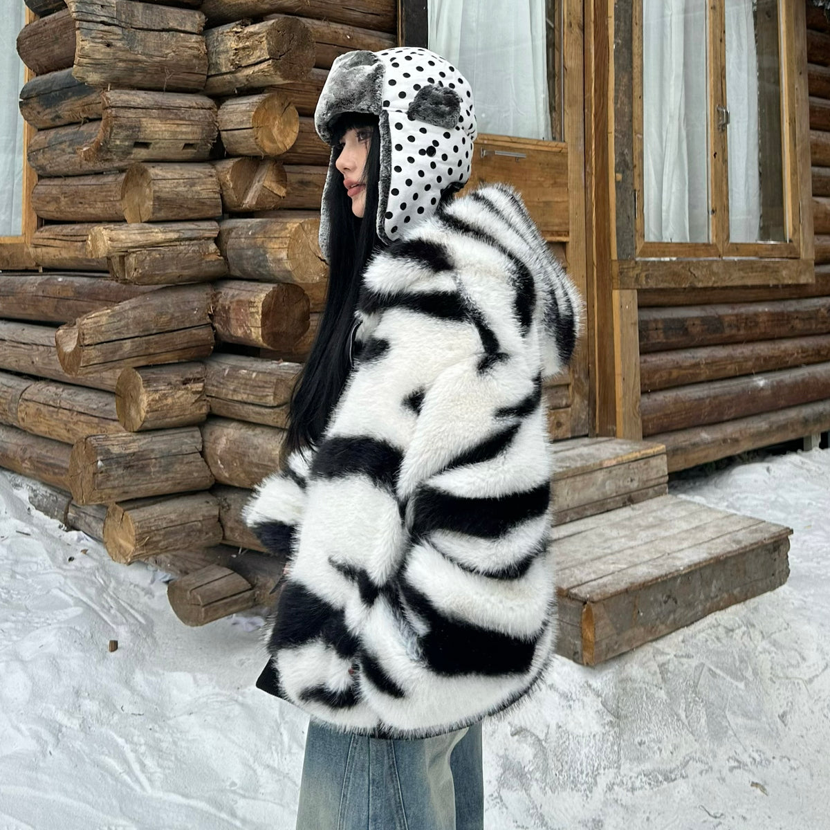 FREE CENTER Reversible Hooded Puffer Jacket
