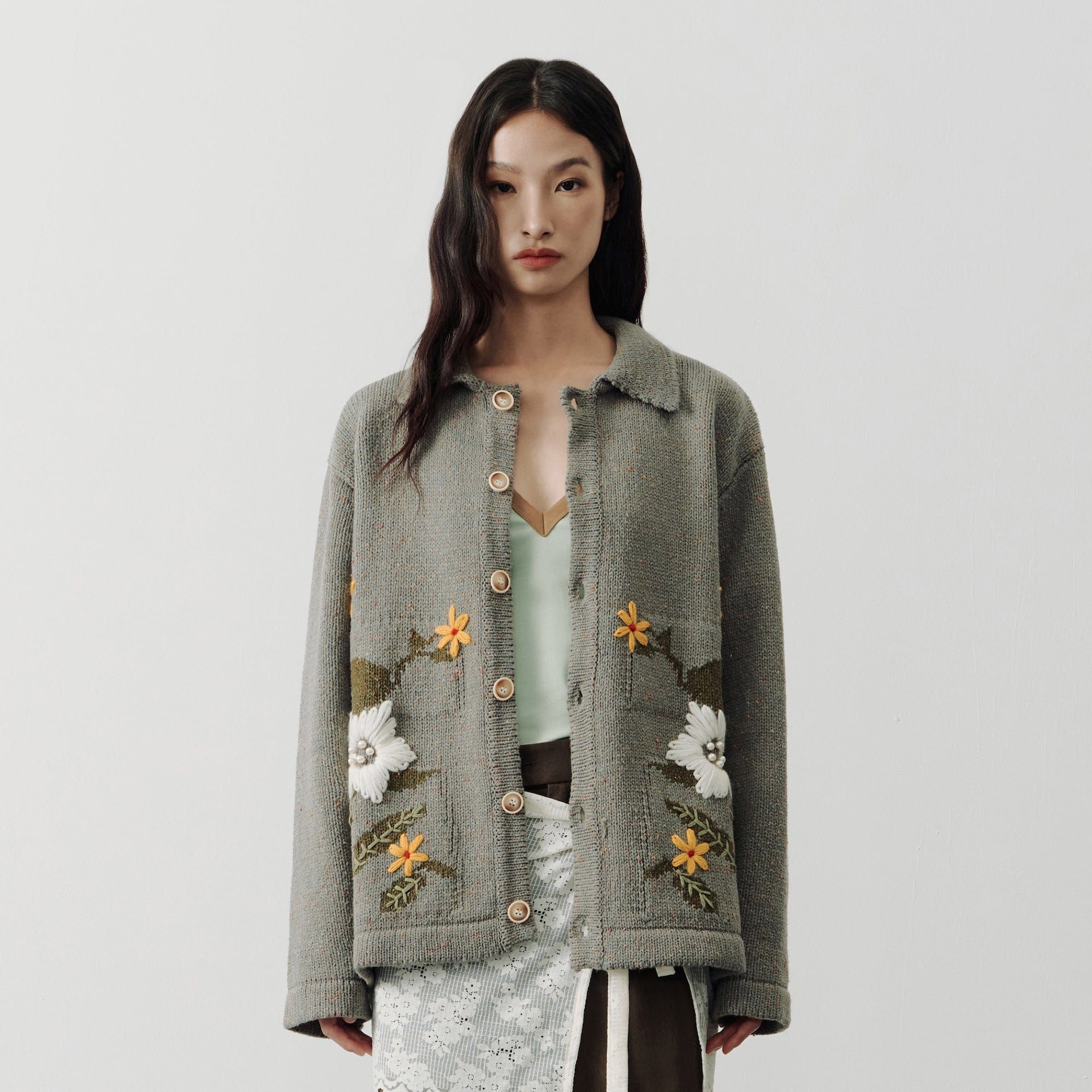 SAME FLOW Embroidered Pearl Floral Cardigan