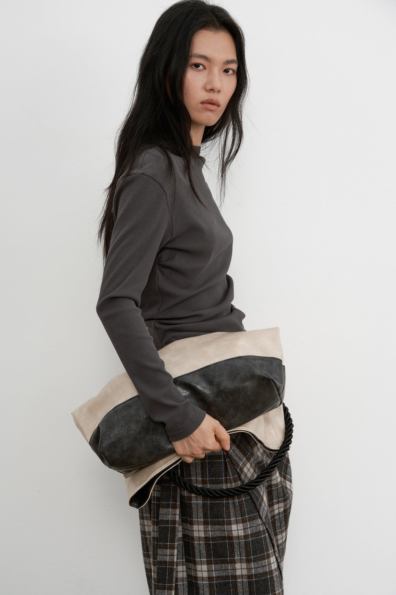 SAME FLOW Ruched Back Paneled Long Sleeve Tee