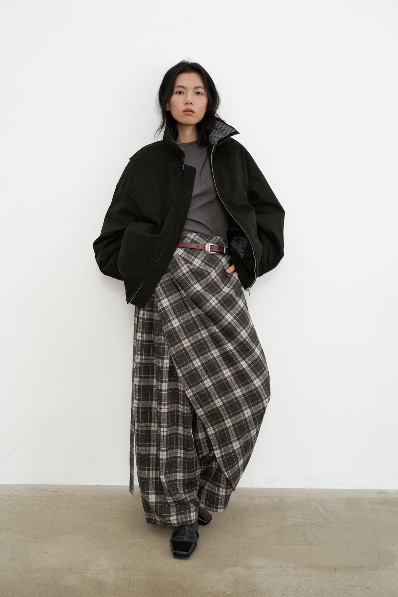 SAME FLOW Frayed Edge Plaid Collar Utility Down Jacket