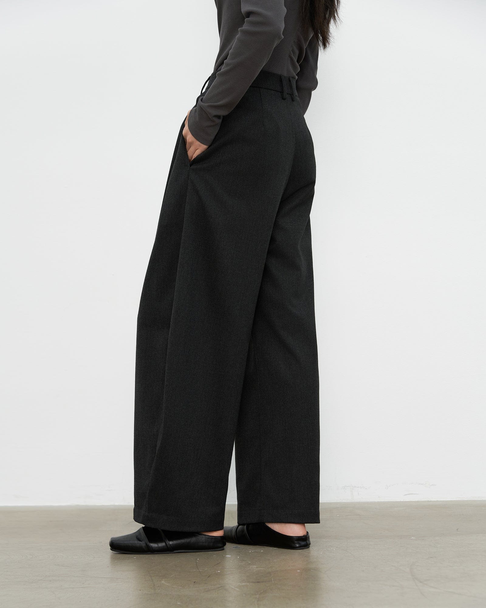 SAME FLOW Retro Wool-Blend Pleated Wide-Leg Trousers