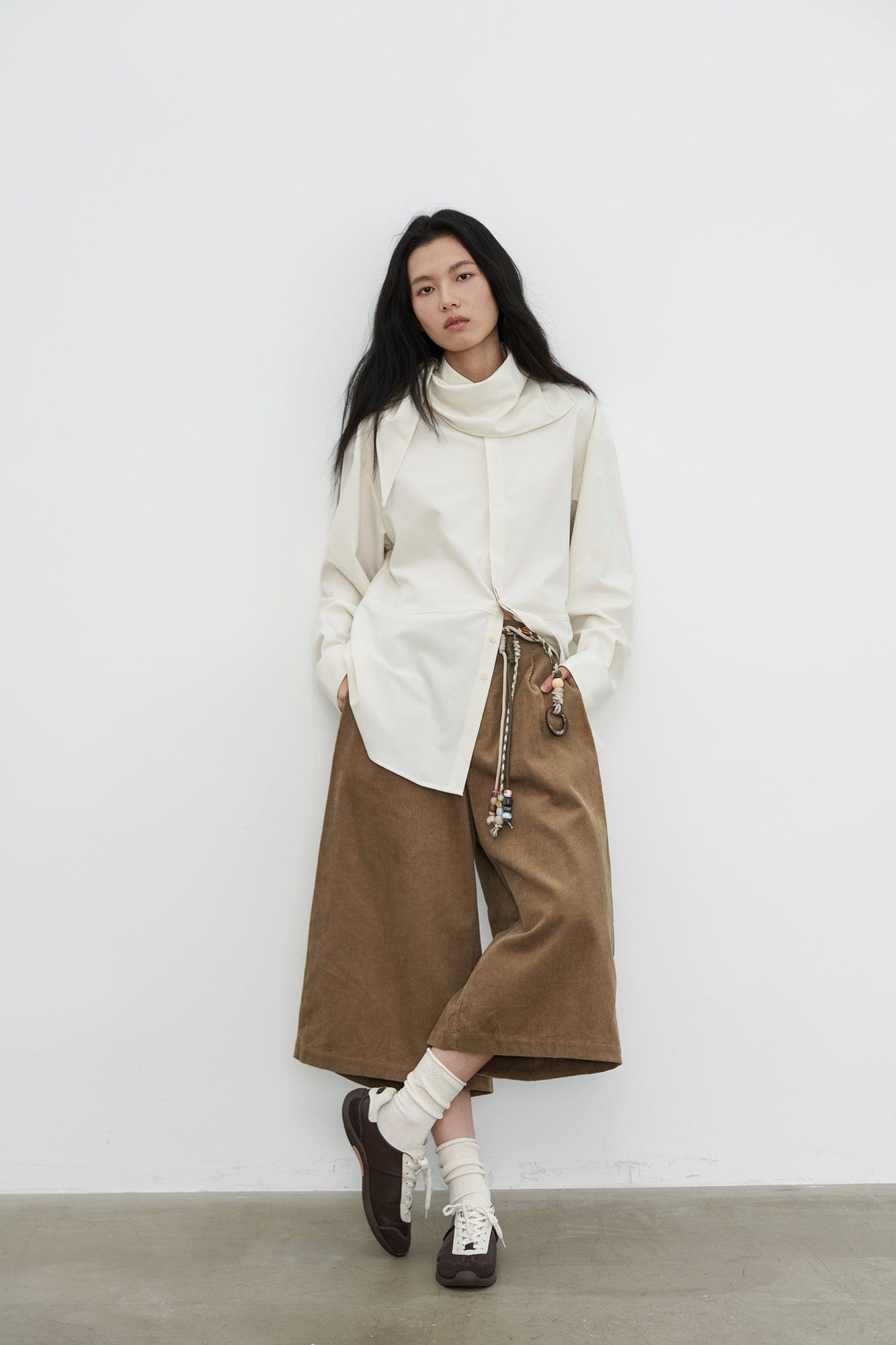 SAME FLOW Back Split Scarf-Neck Asymmetric Shirt