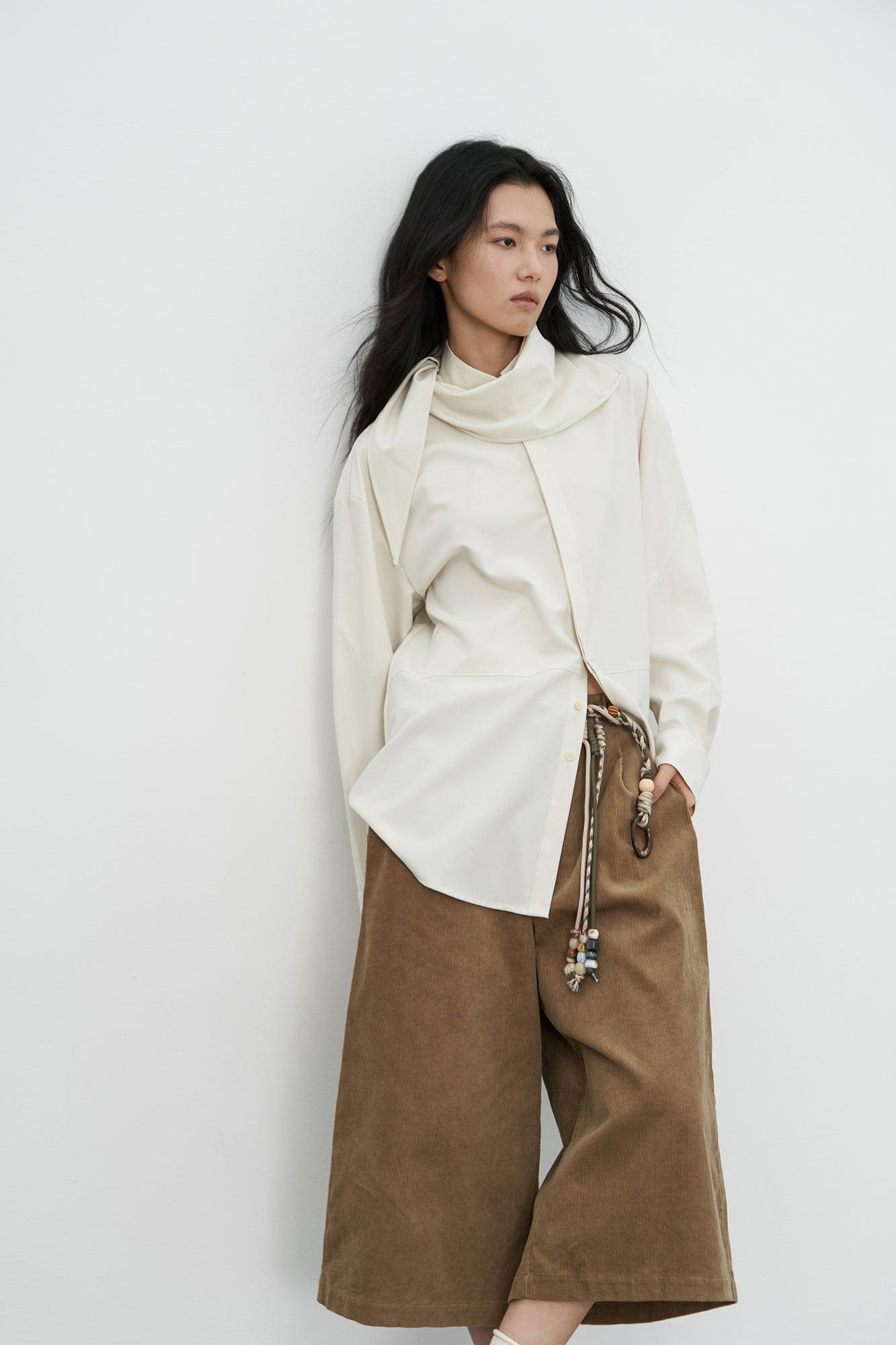 SAME FLOW Back Split Scarf-Neck Asymmetric Shirt