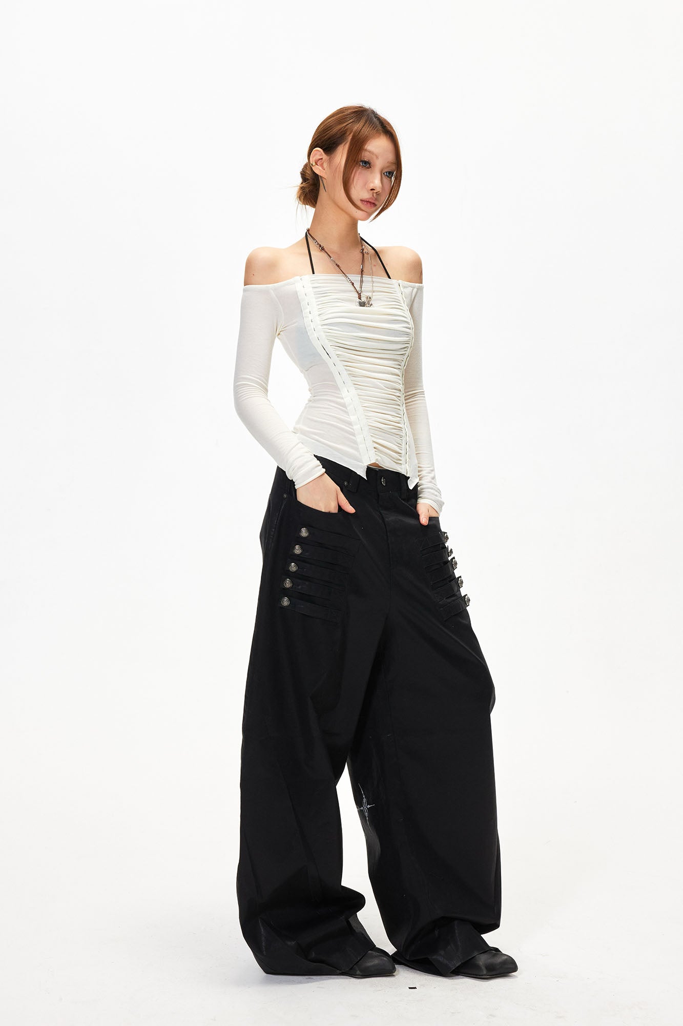 3MODE Off-Shoulder Ruched Slim Long-Sleeve Tee