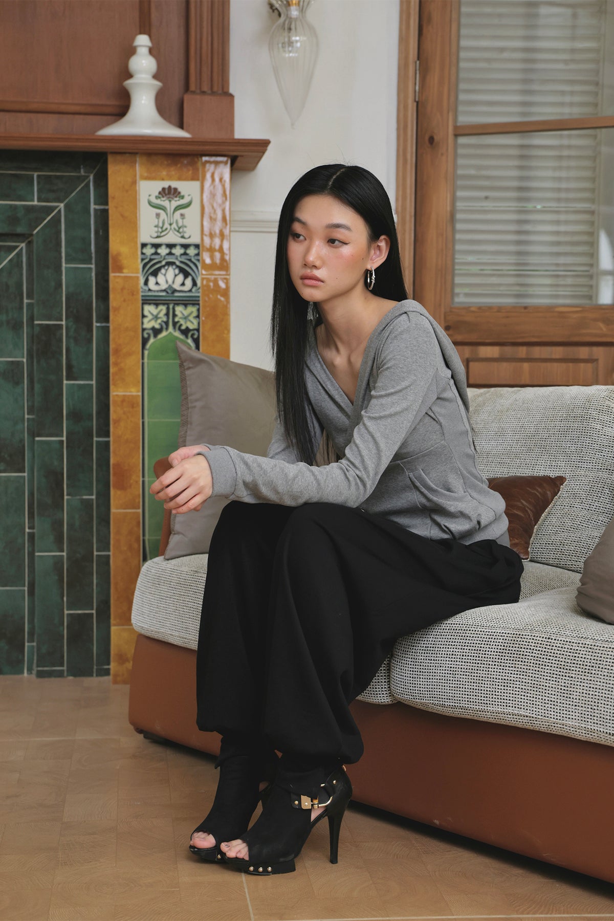 FAYCHUI Wrap-Front Button Hoodie