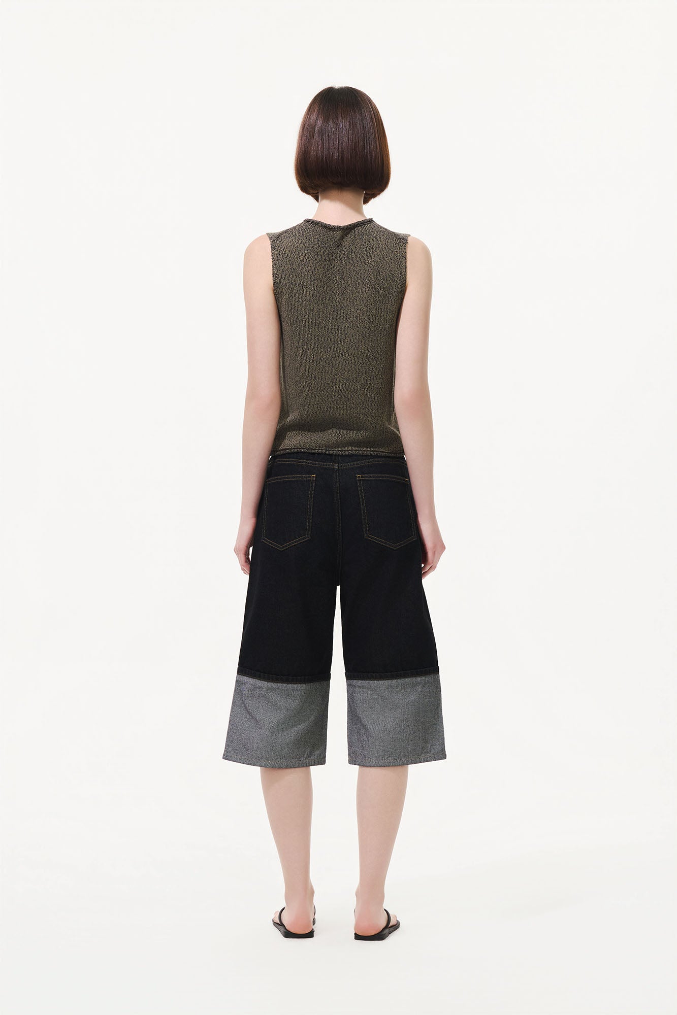 ARTIFICIAL WORLD Modern Rolled-Hem Denim Shorts