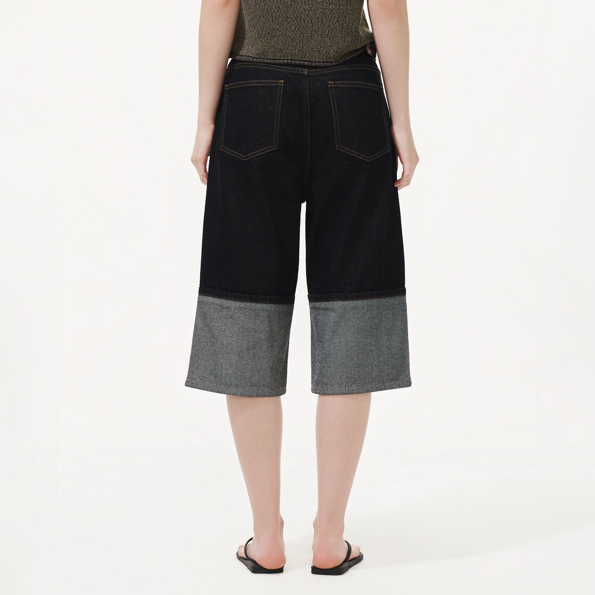 ARTIFICIAL WORLD Modern Rolled-Hem Denim Shorts