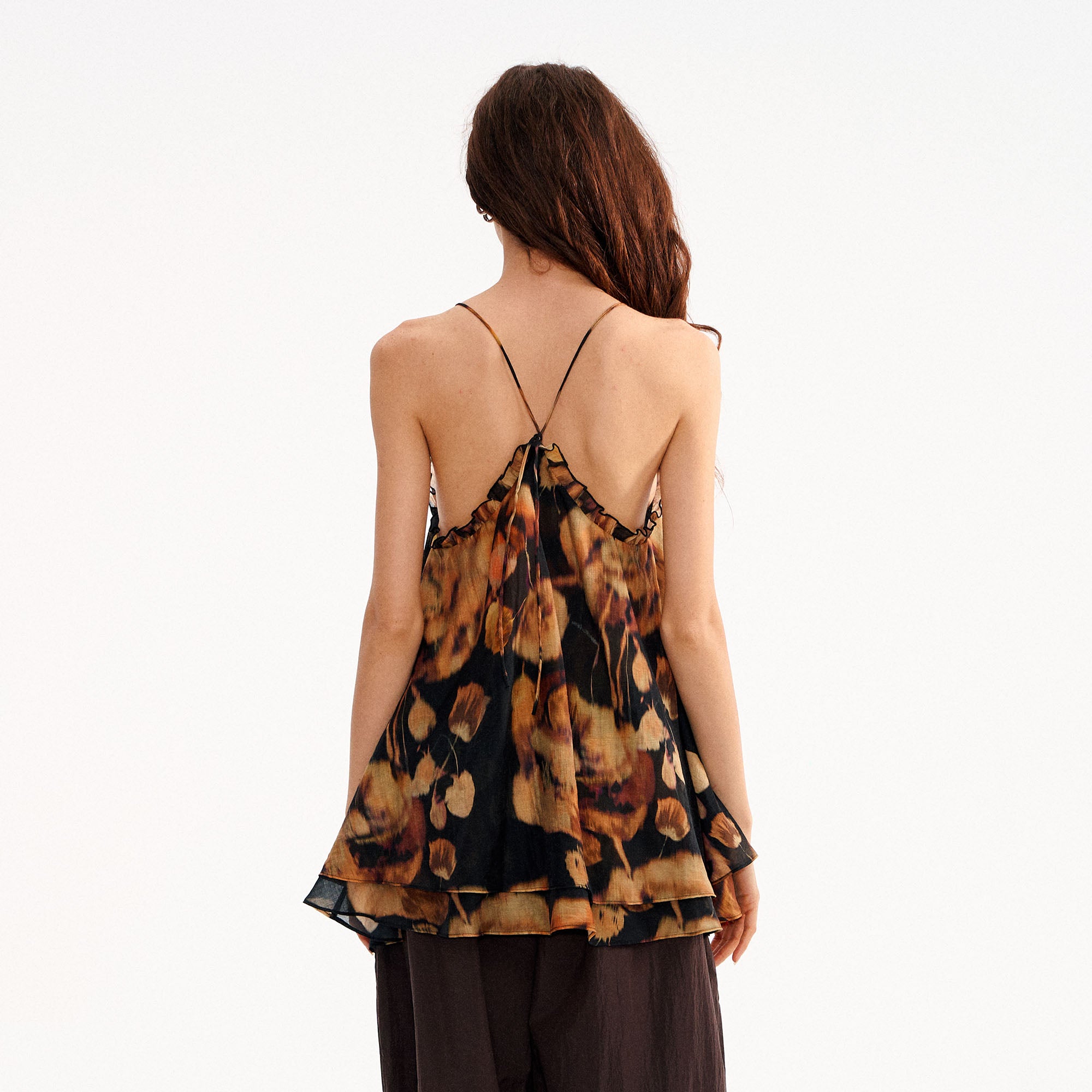 MUSE NAPS Floral Tiered Ruffle V-Neck Tank Top