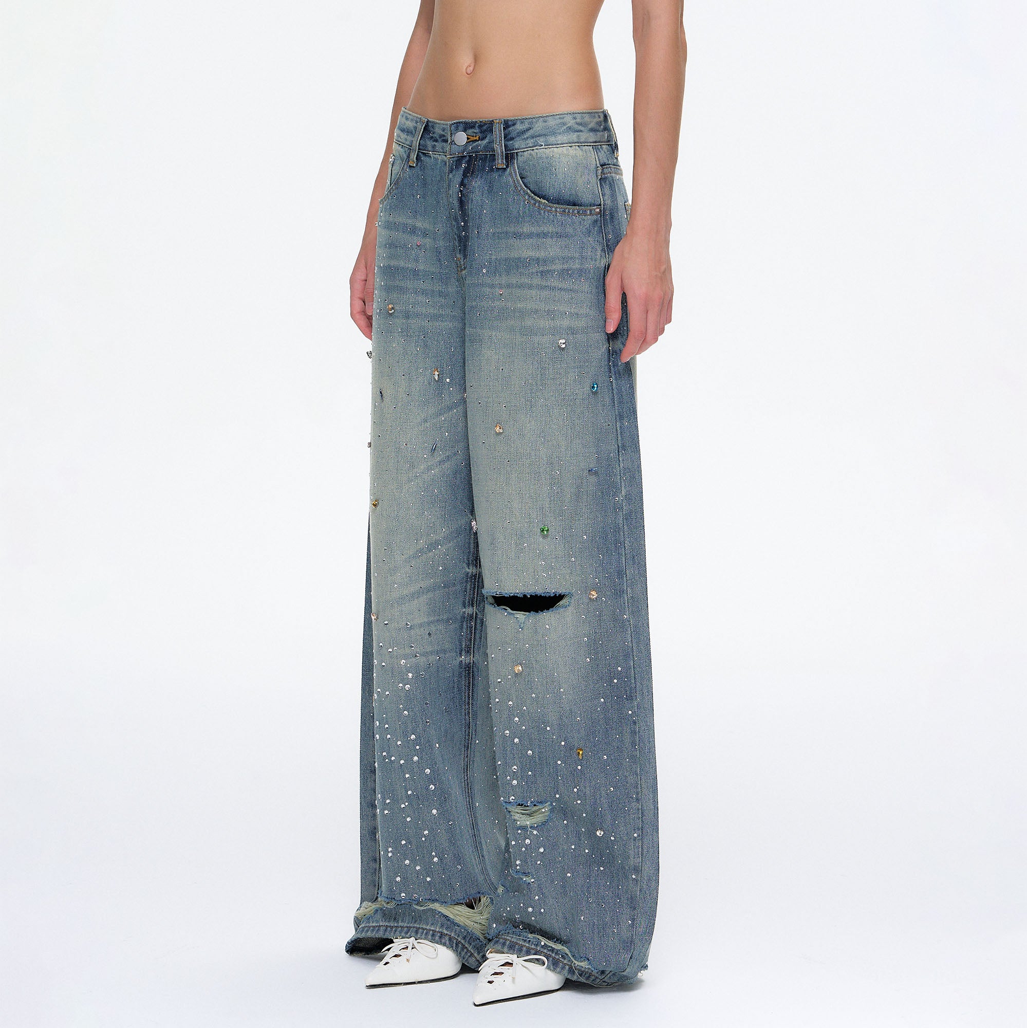 10AMSOTIIIIIIRED Distressed Diamond Oversized Jeans