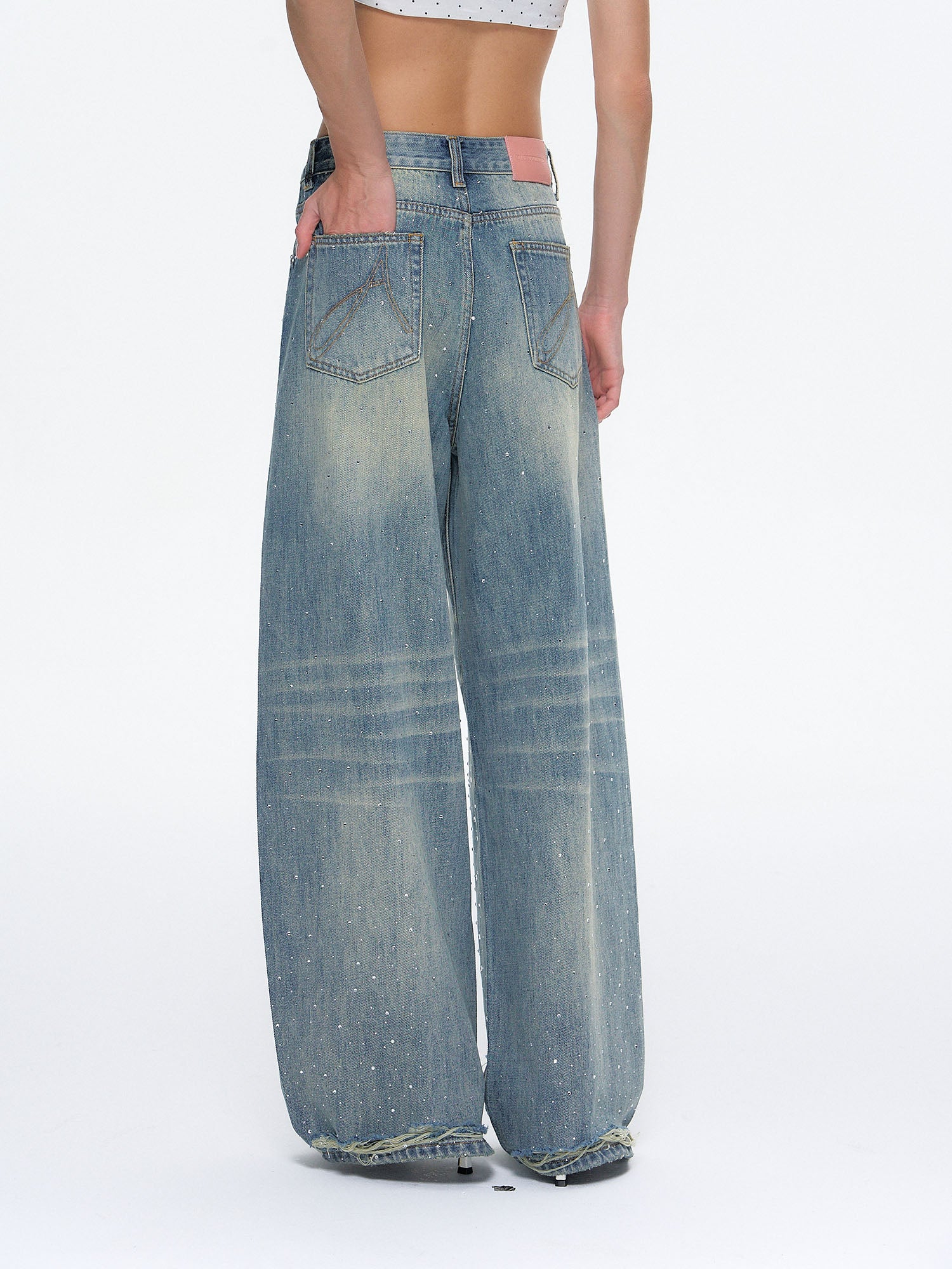10AMSOTIIIIIIRED Distressed Diamond Oversized Jeans