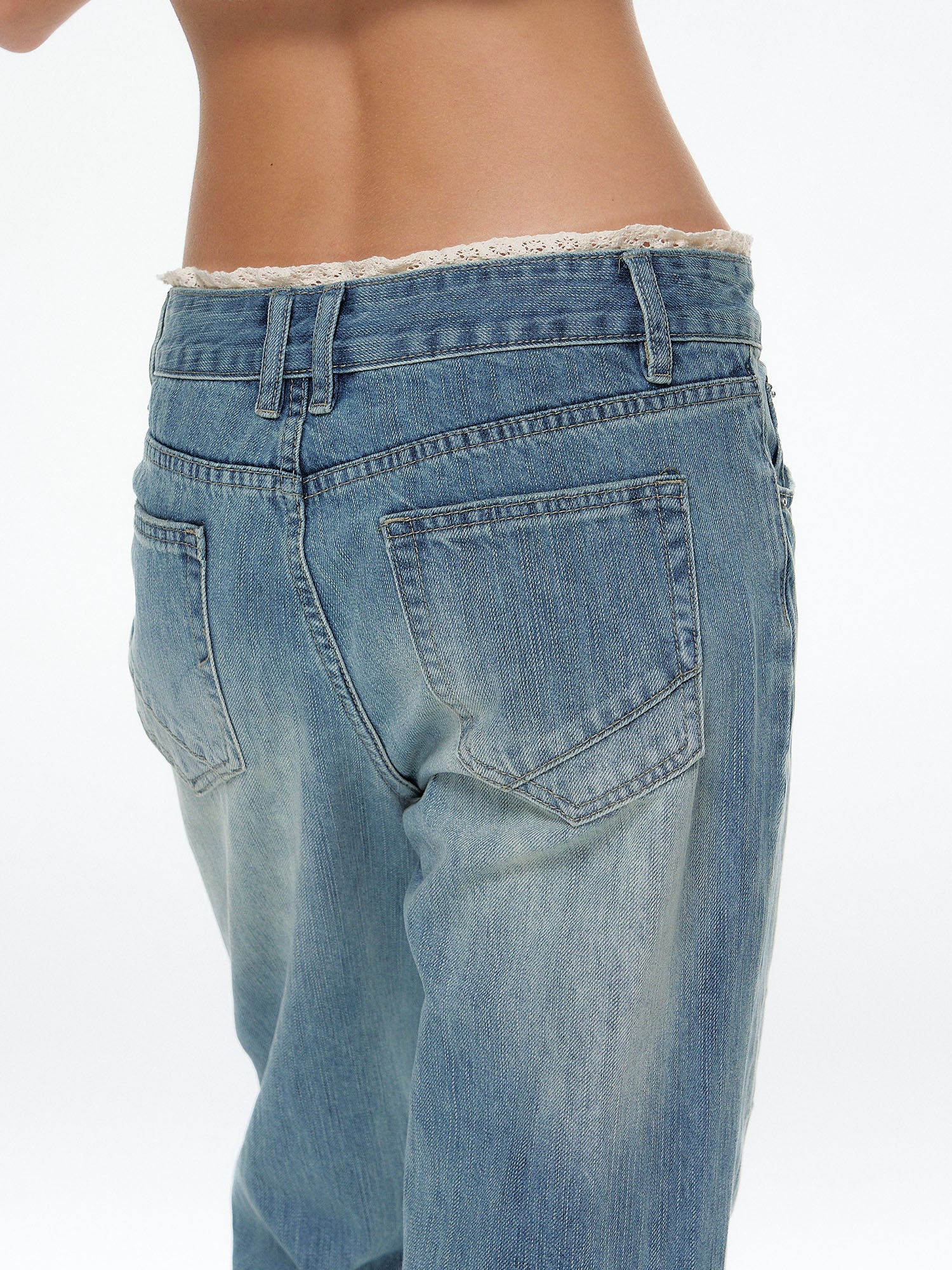 10AMSOTIIIIIIRED Washed Lace-Trim Straight-Leg Jeans