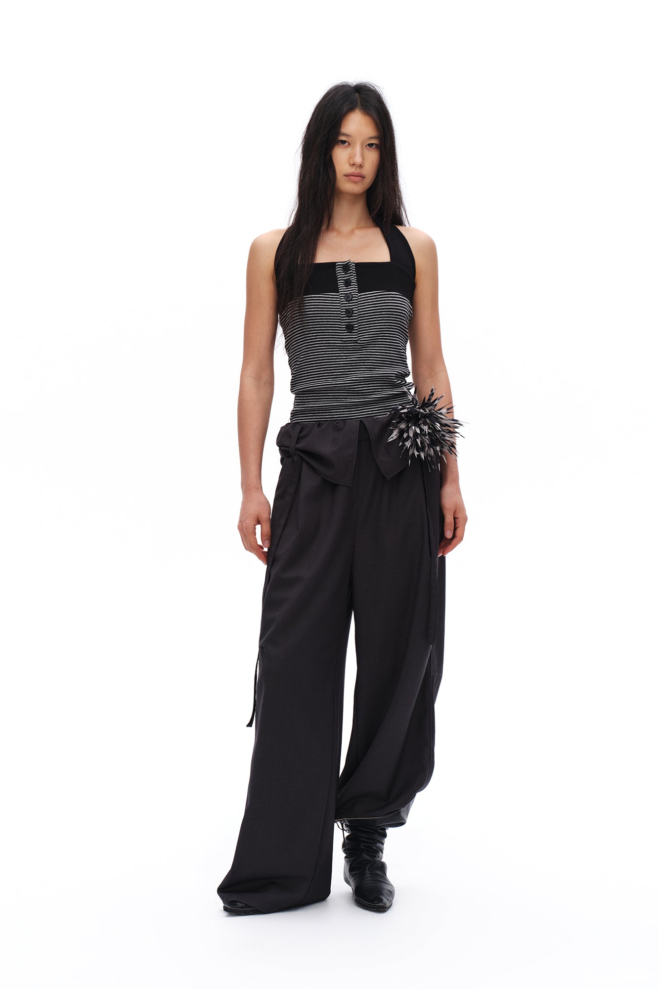 OINIMI Striped Button Halter Knit Top