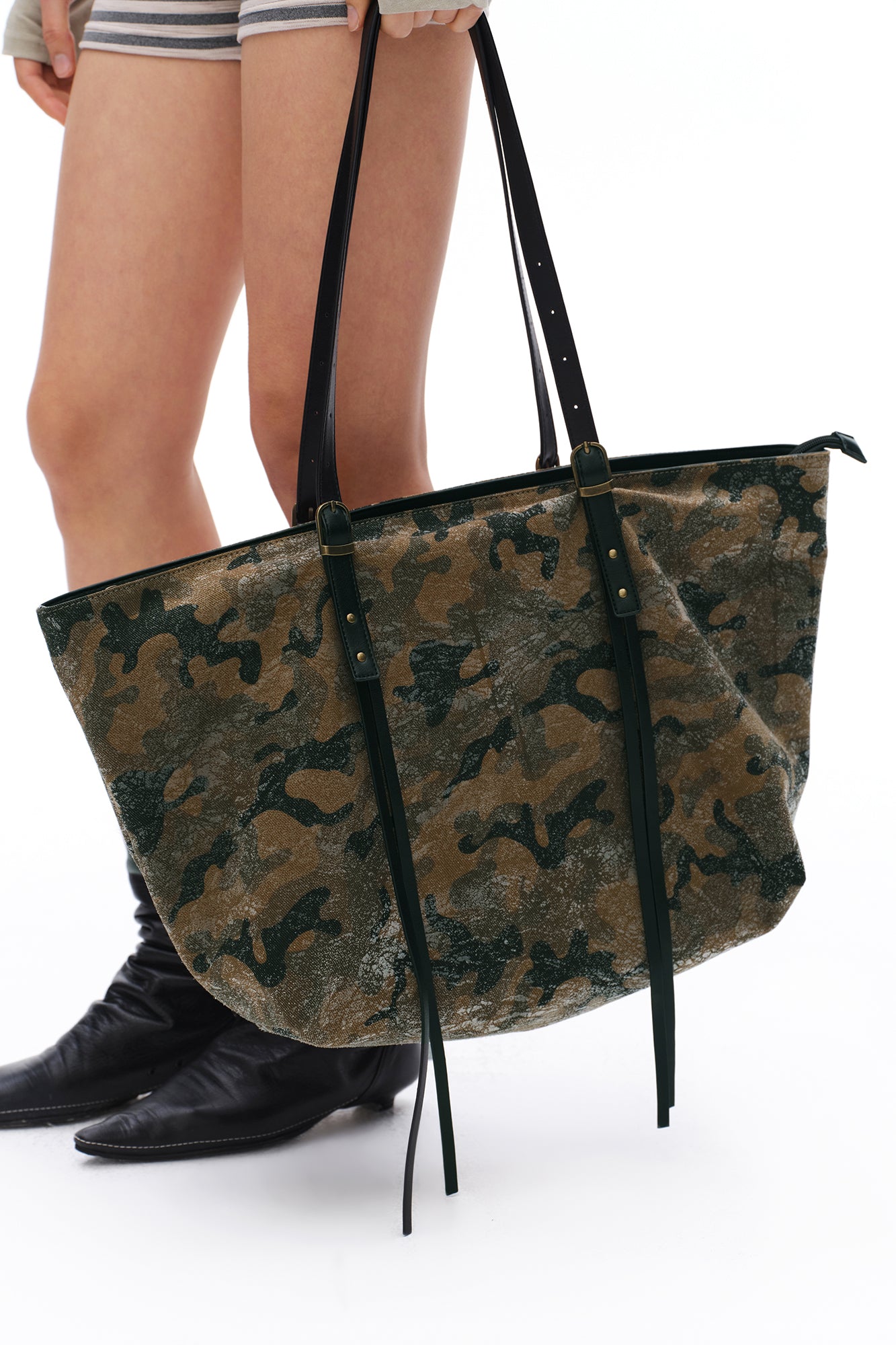 OINIMI Aged Camo Tote Shoulder Bag