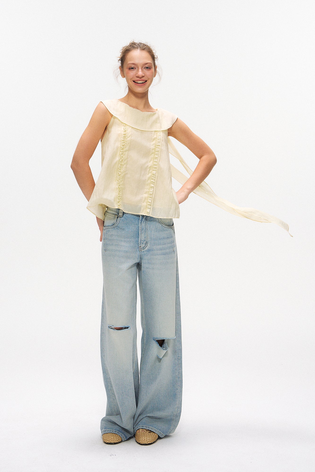 10AMSOTIIIIIIRED Drape-Collar Ruffle Trim Tank Top