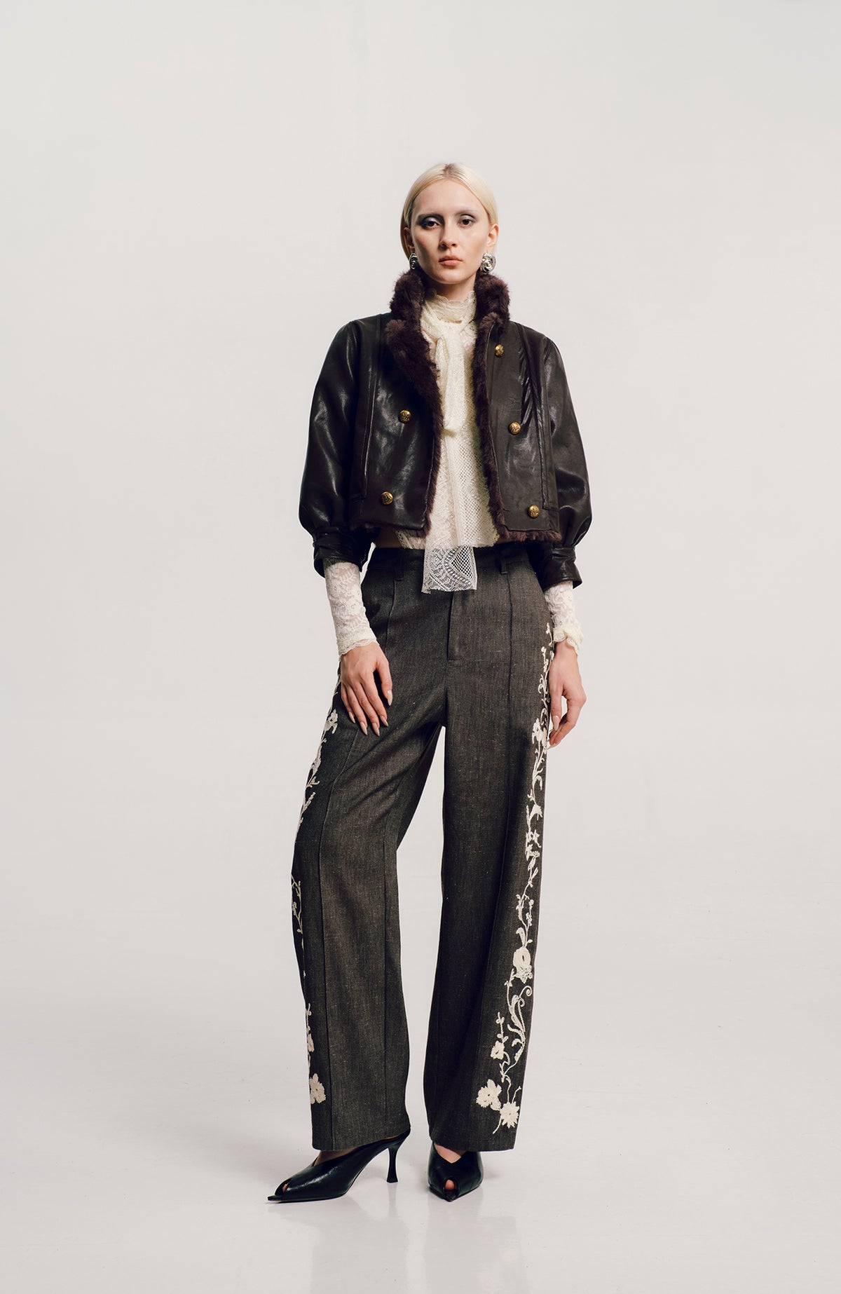 AWOKENTIME Floral Embroidered Linen-Blend Flared Trousers