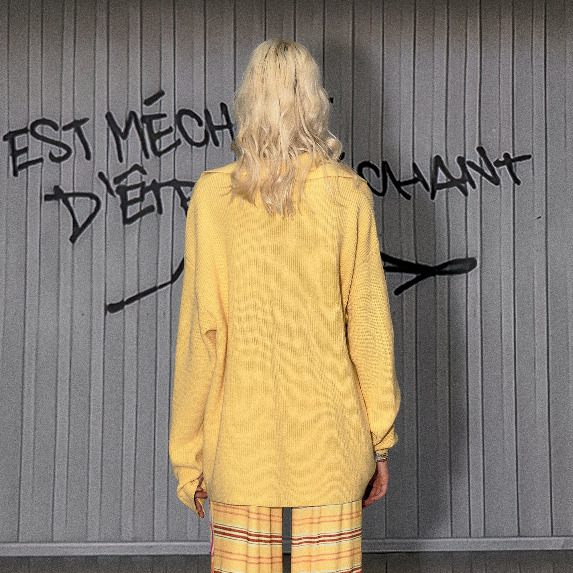 THE NEVERMORE Deep-V Ribbed Slouchy Pullover