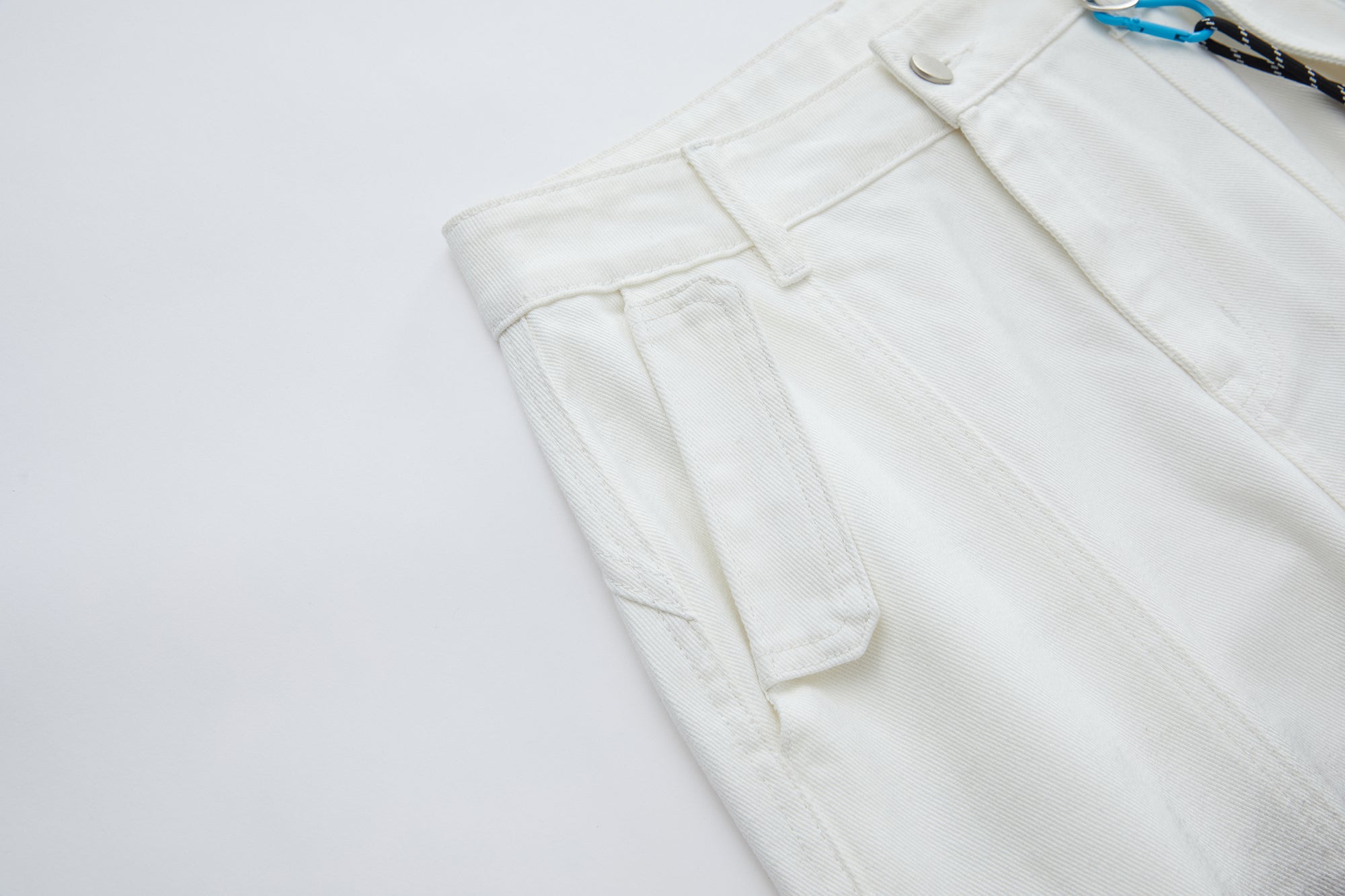 SOFITTE Dirty Fade Utility Strap Cargo Pants