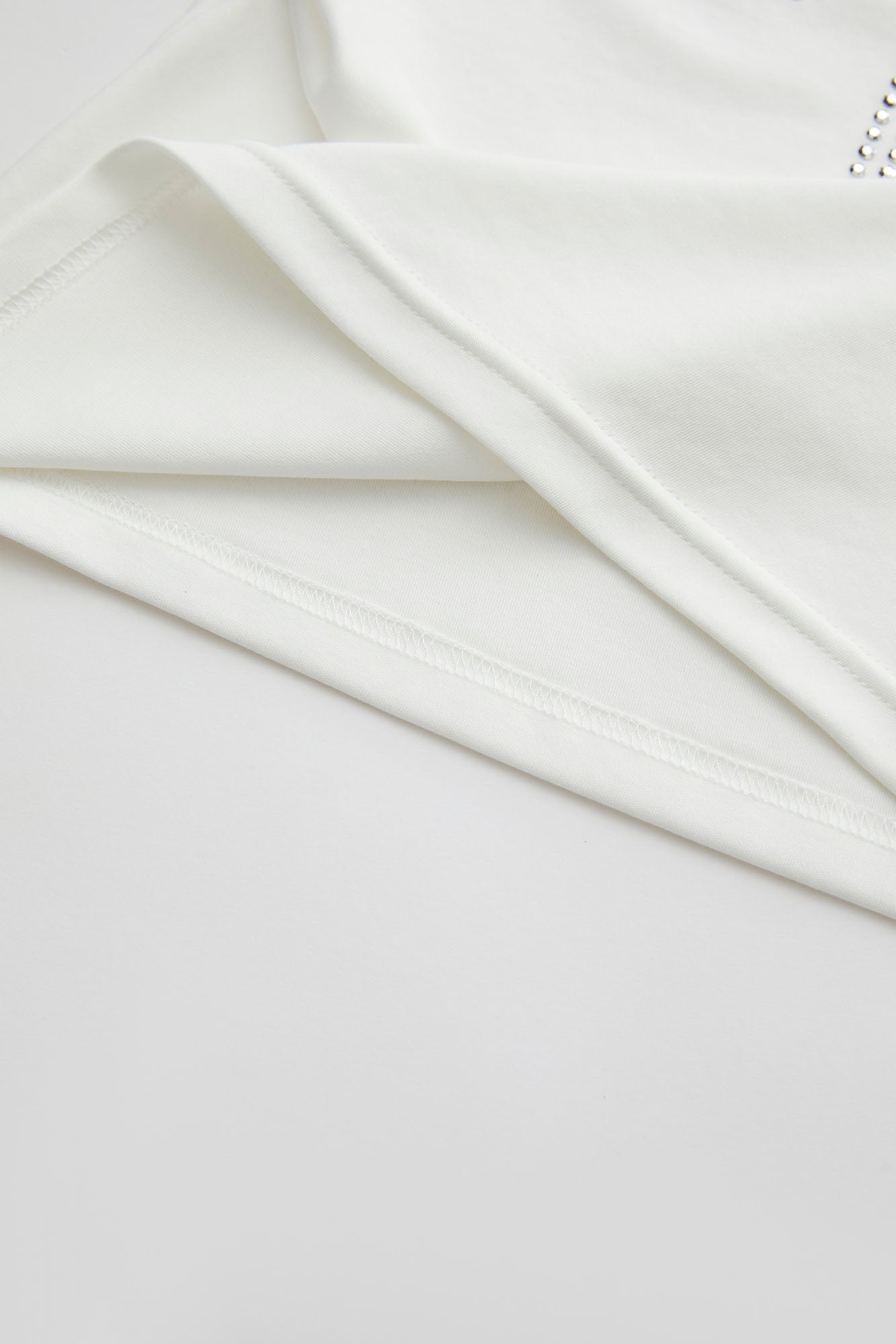 SOFITTE Diamond LOGO Asymmetrical Shoulder Tee