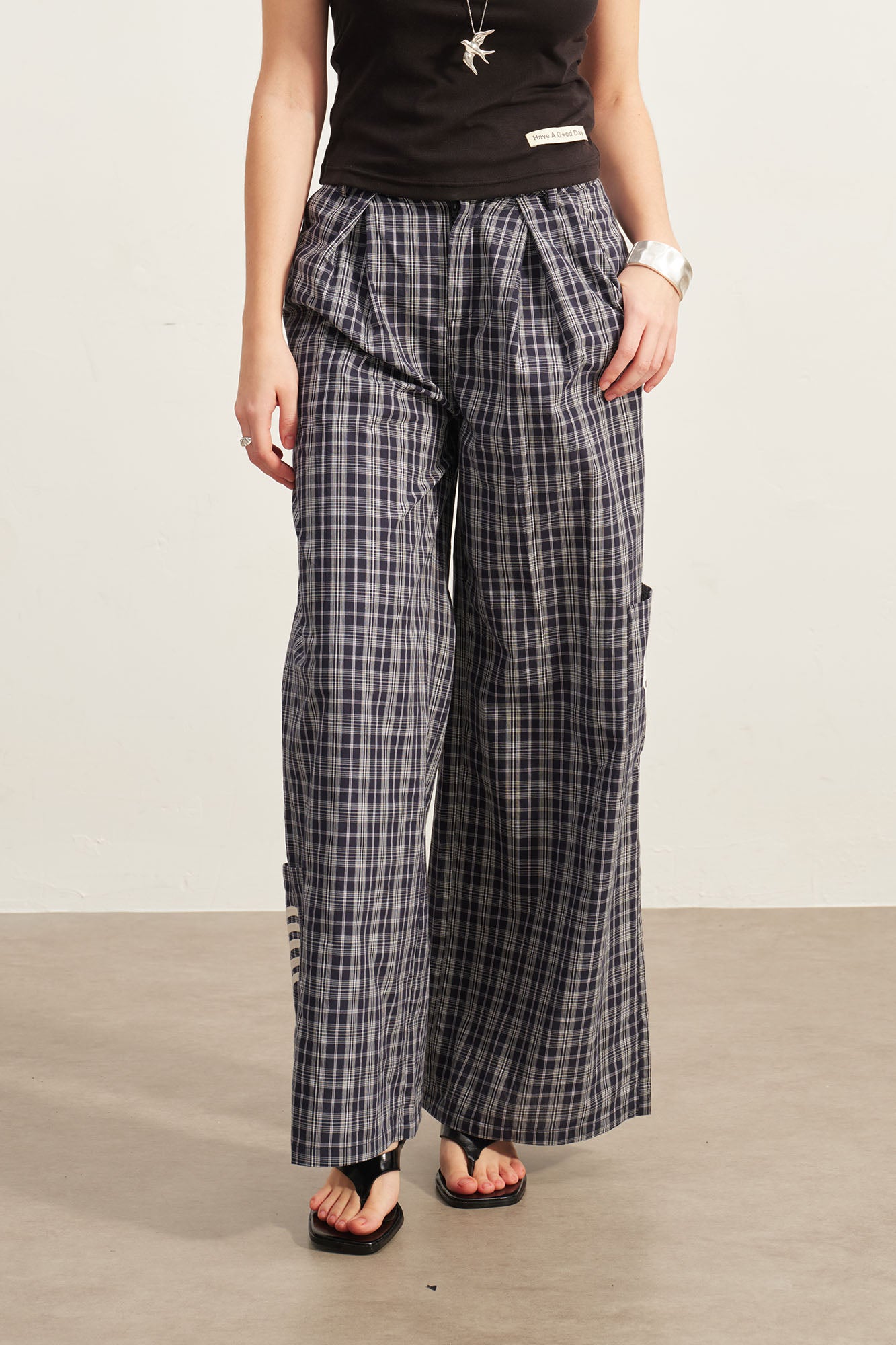 SOFITTE Plaid Pleats Patch Straight-Leg Pants