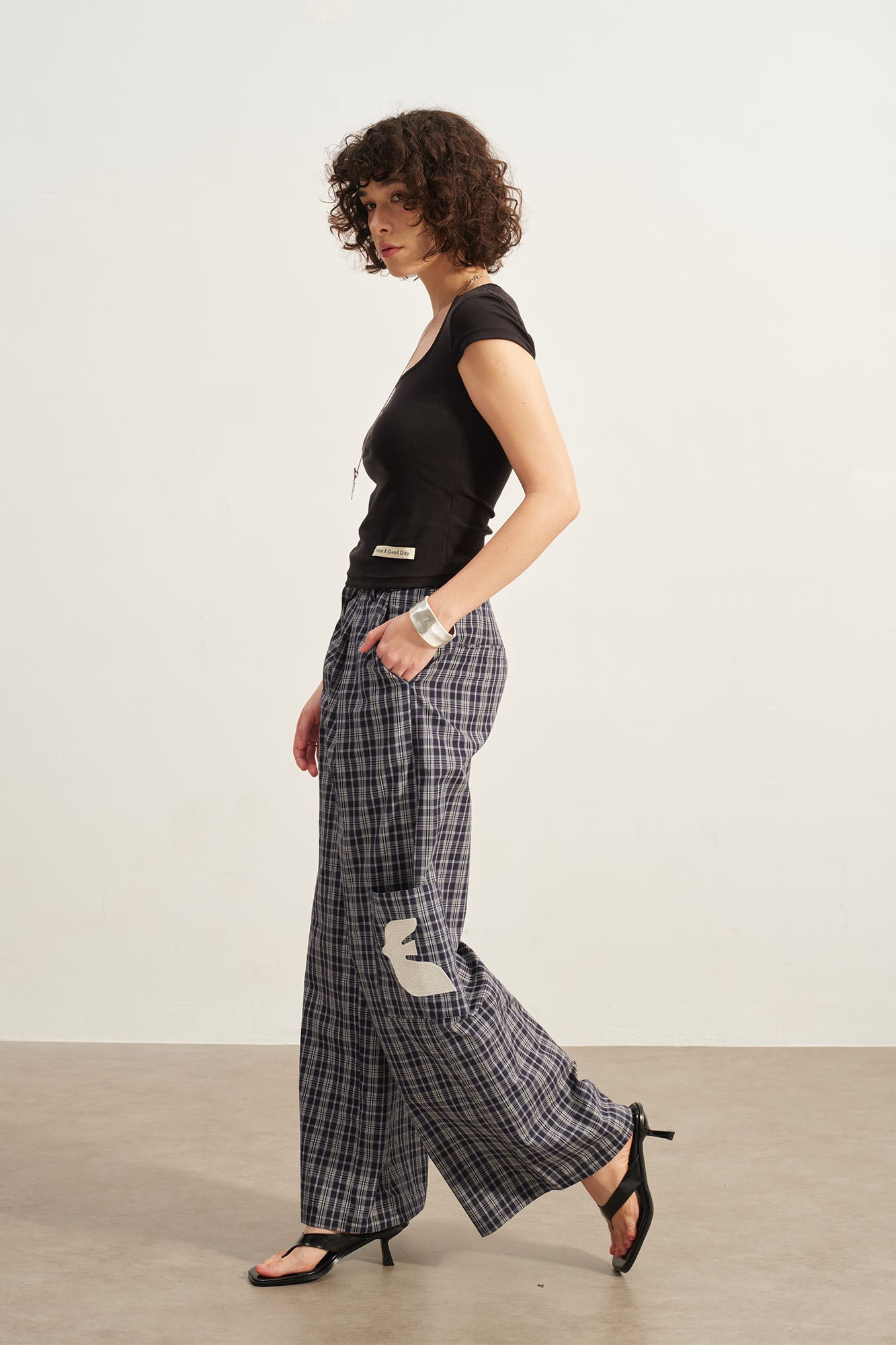 SOFITTE Plaid Pleats Patch Straight-Leg Pants