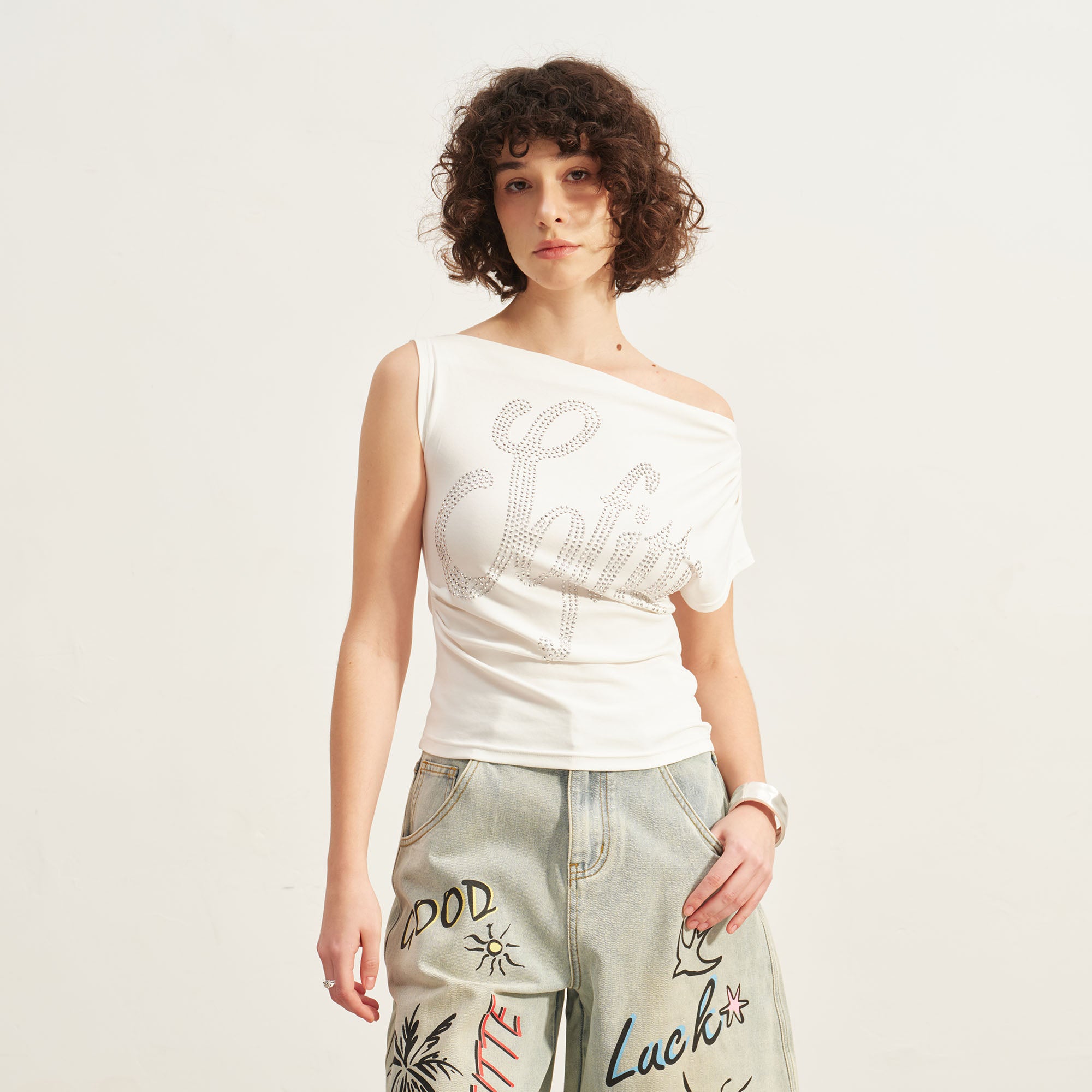 SOFITTE Diamond LOGO Asymmetrical Shoulder Tee