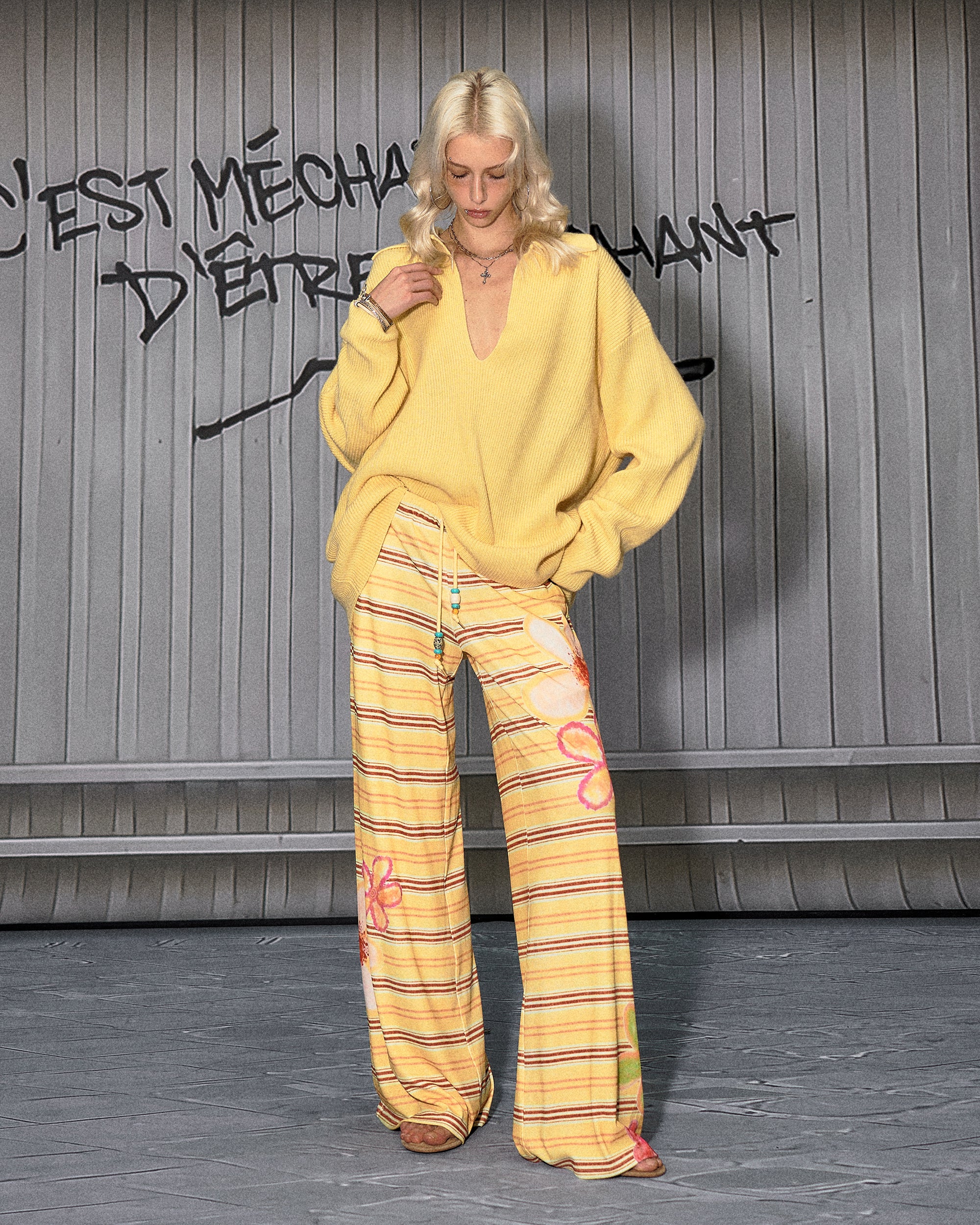 THE NEVERMORE Deep-V Ribbed Slouchy Pullover