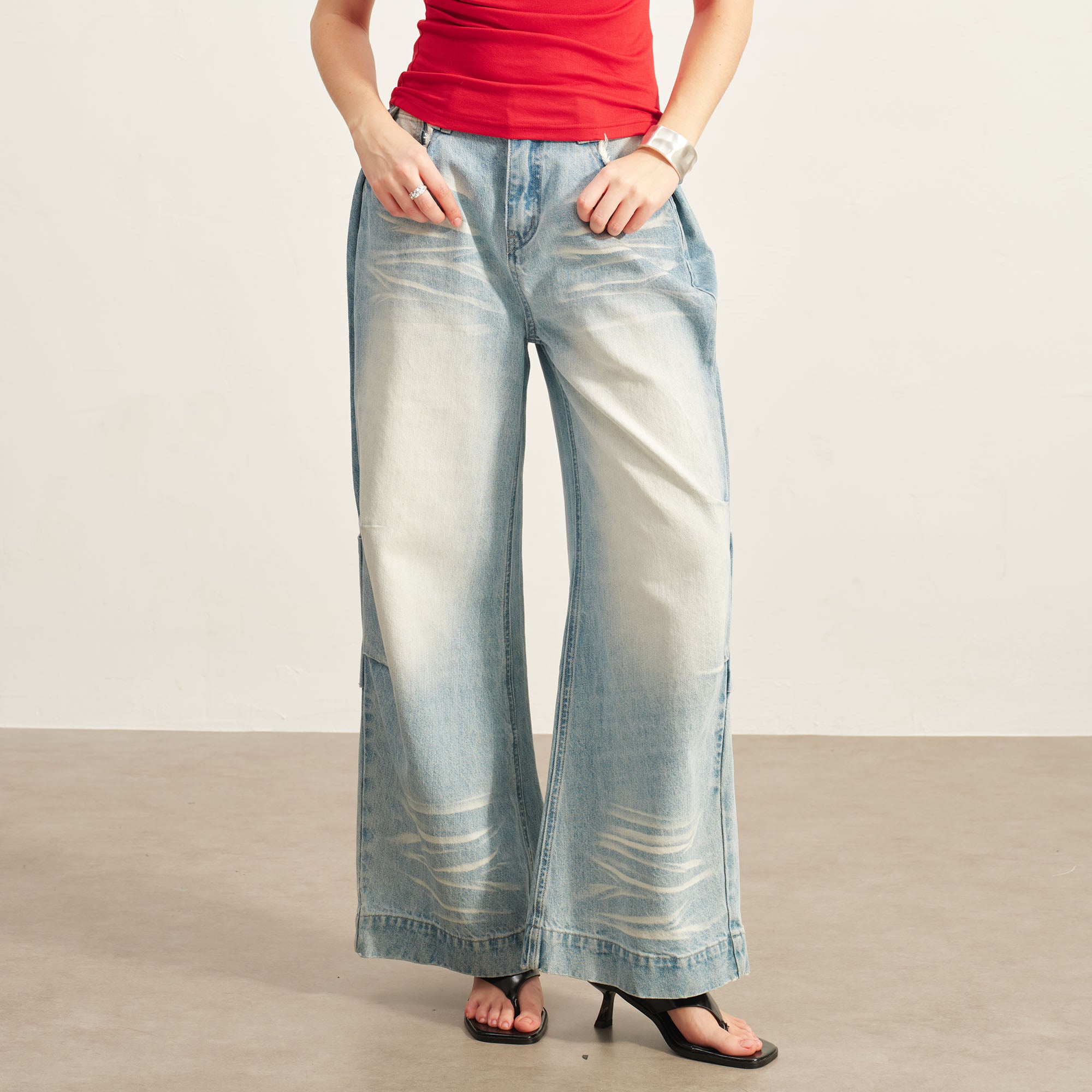 SOFITTE Whisker Washed Oversized Jeans