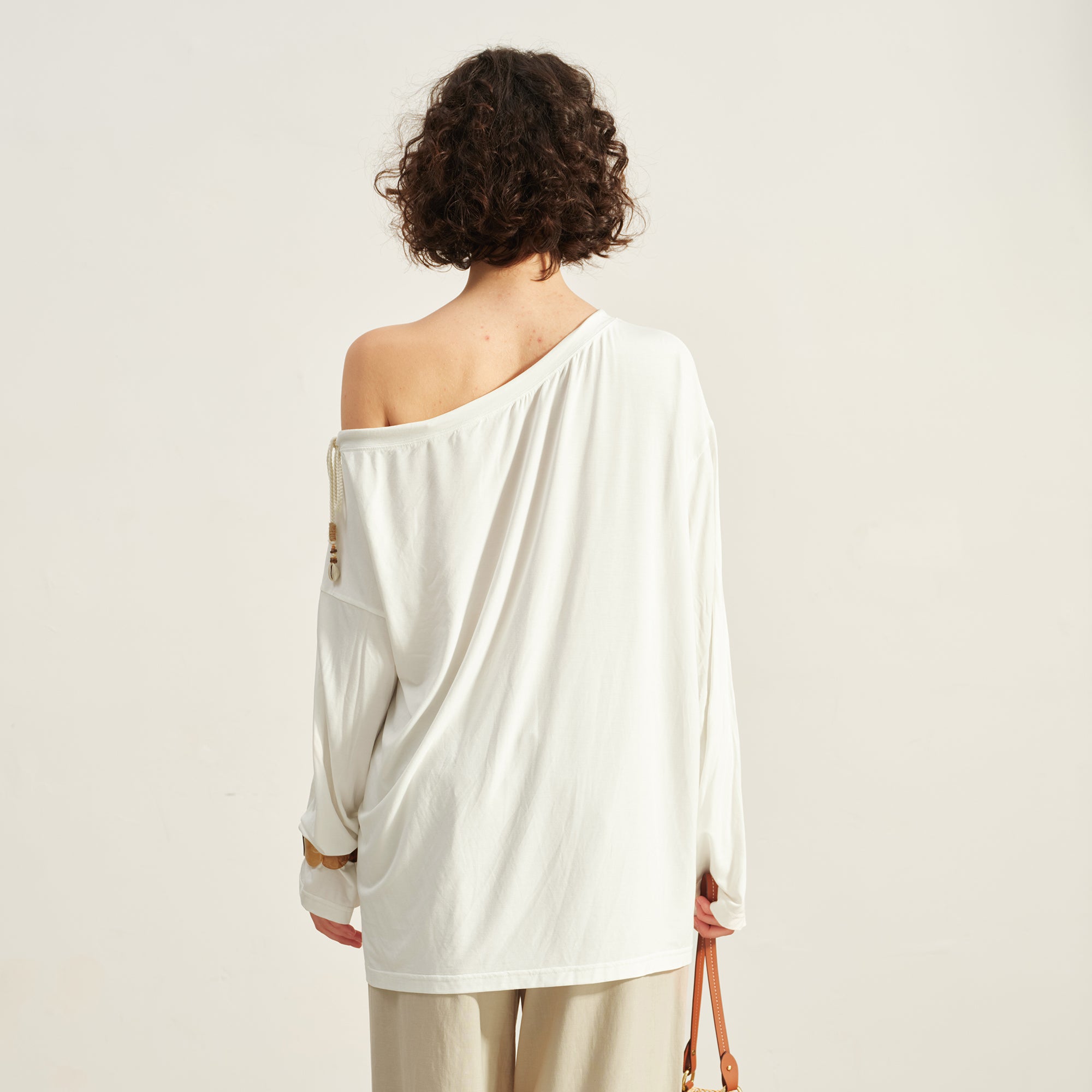 SOFITTE Graphic One-Shoulder Long-Sleeve Tee