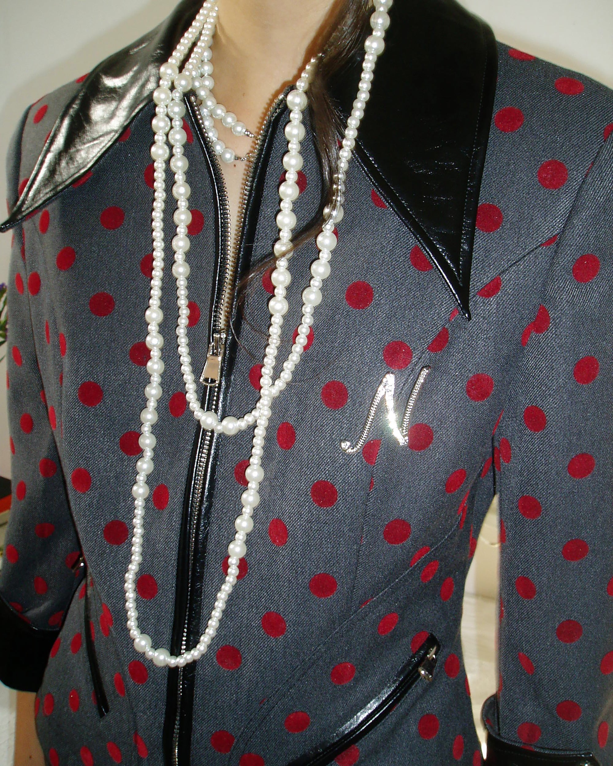 NEVER OFFEND L ANGEL Polka Dot Faux Leather Spliced Cropped Blazer