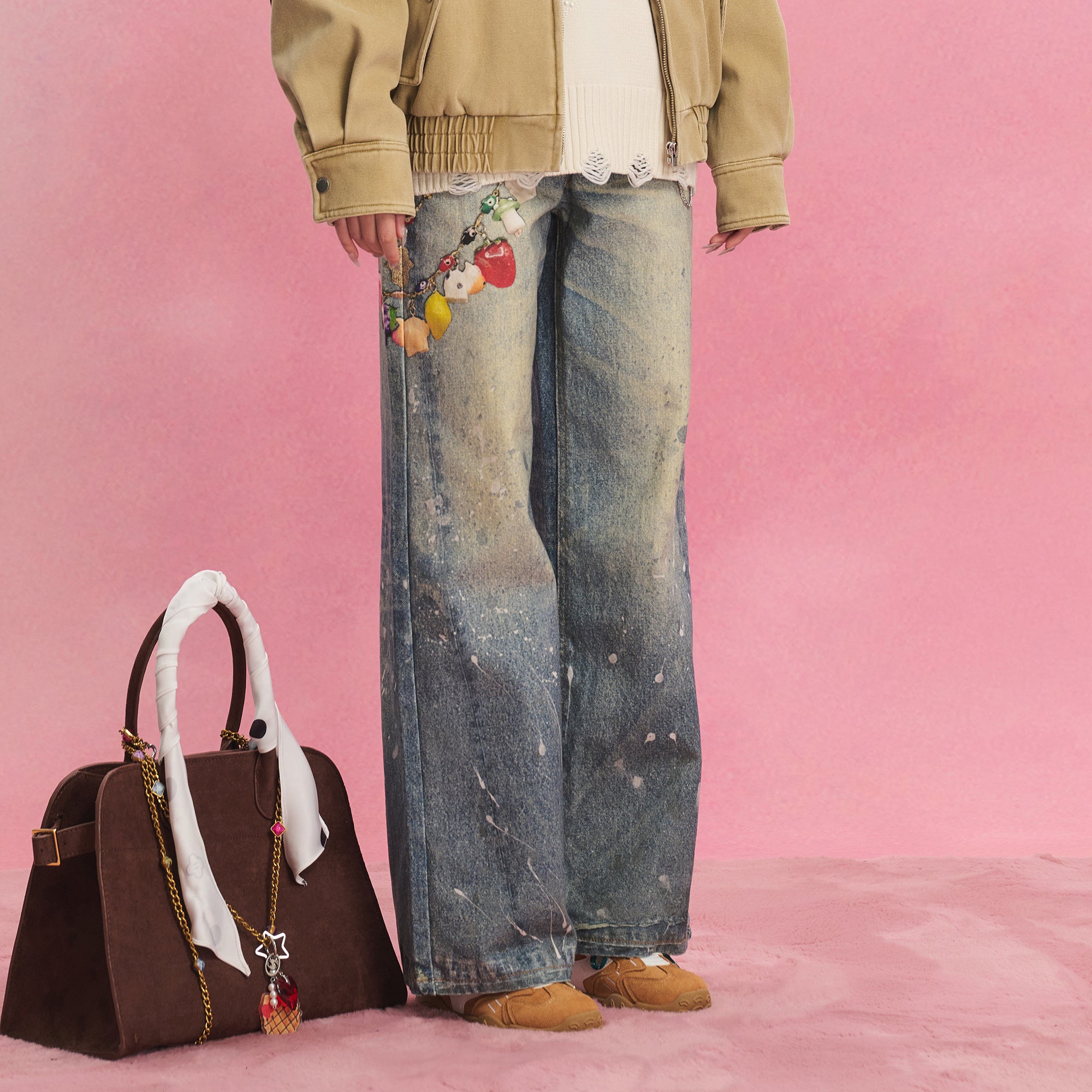 SOFITTE Charm Graphic Splatter Wrinkle-Washed Jeans
