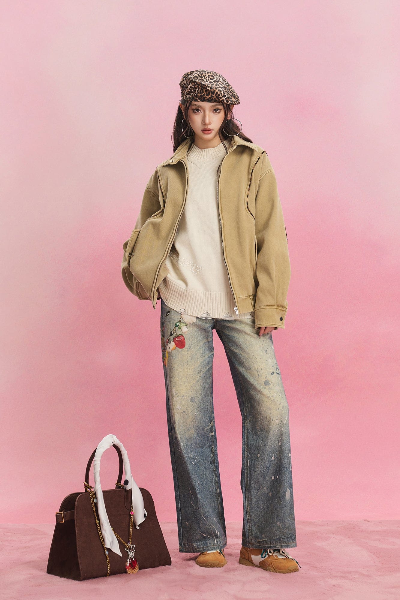 SOFITTE Charm Graphic Splatter Wrinkle-Washed Jeans