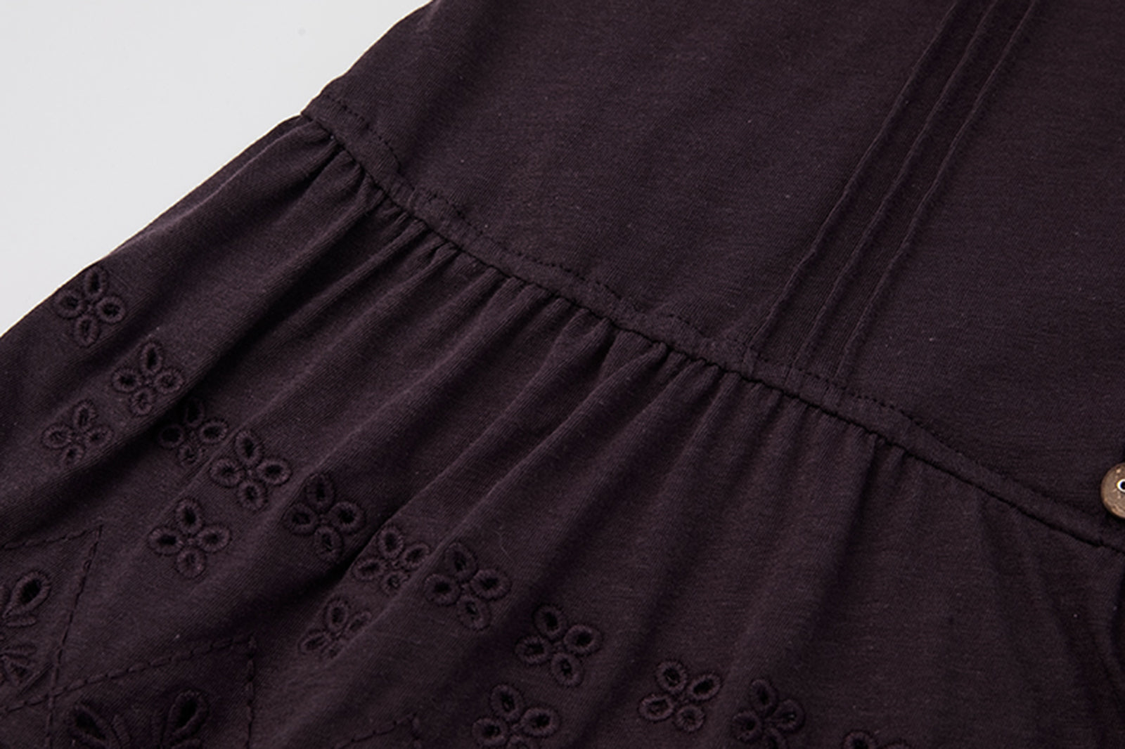 NOESE Button Eyelet Peplum Cami Top