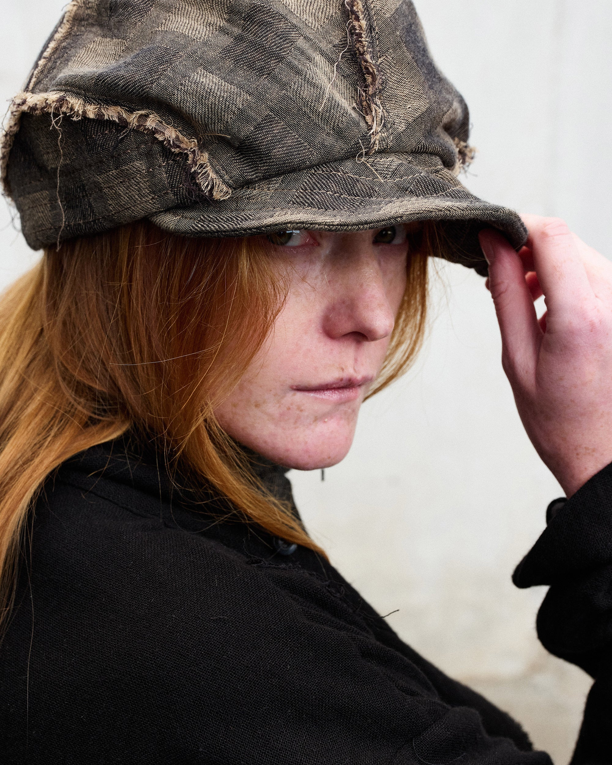 ILNya Nieternite Nifutur Frayed Plaid Spliced Newsboy Cap
