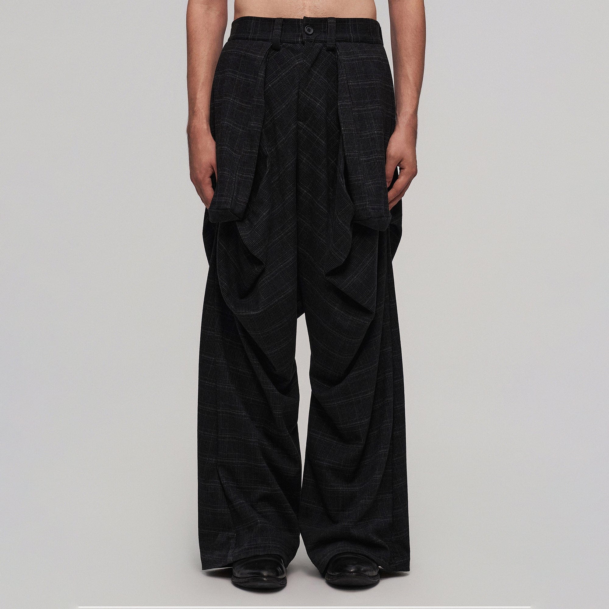 ILNya Nieternite Nifutur Deconstructed Plaid Drop-Crotch Pants