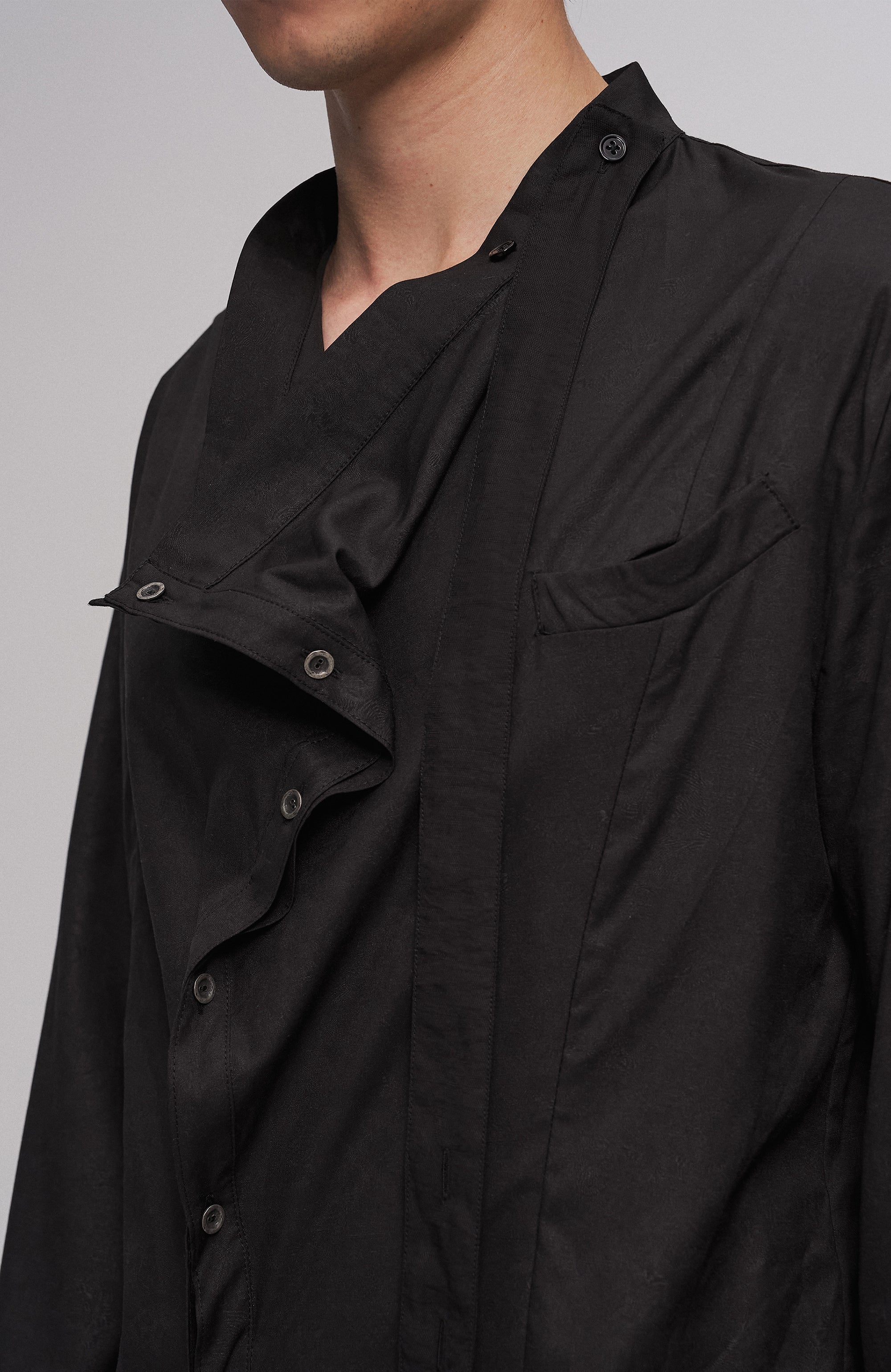 ILNya Nieternite Nifutur Asym Draped Raw-Edged Shirt