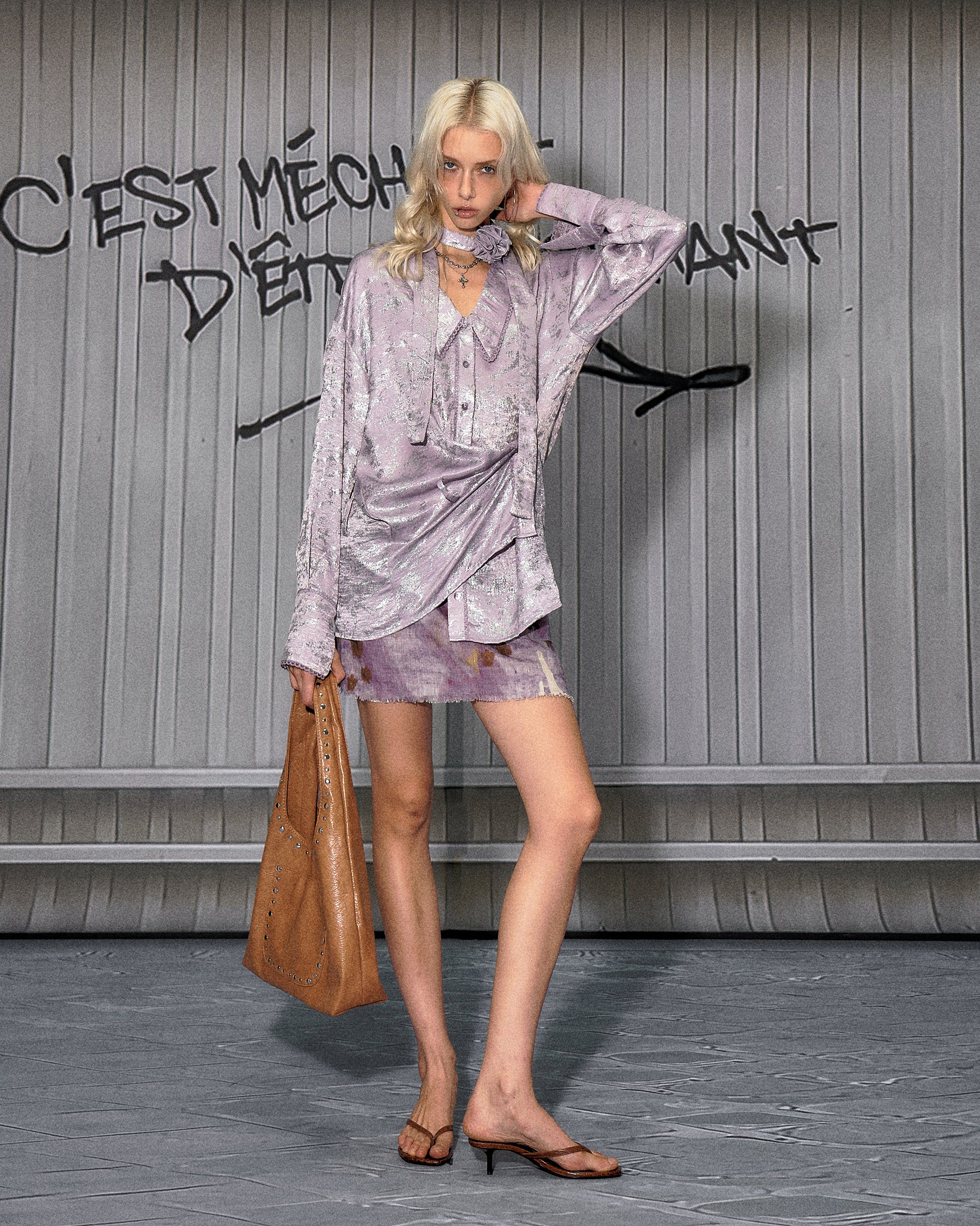 THE NEVERMORE Foil Shine Offset Button Ribbon Blouse