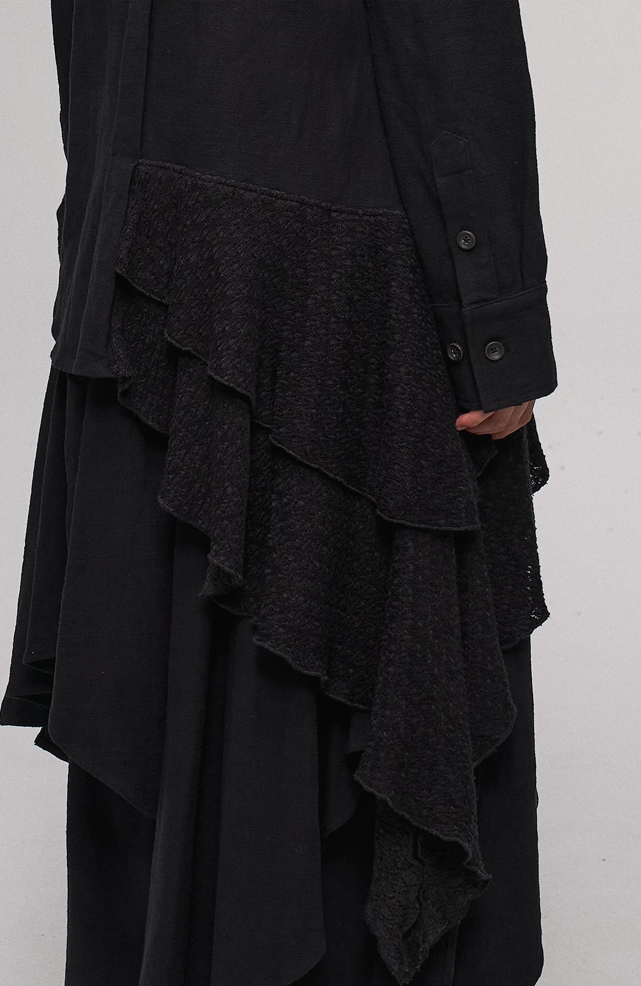 ILNya Nieternite Nifutur Asymmetric Drape Panel Ramie-Blend Shirt