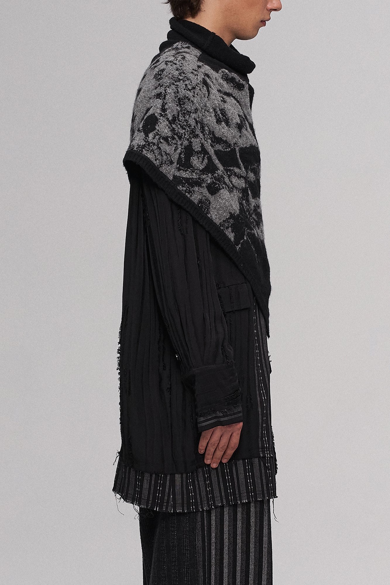 ILNya Nieternite Nifutur Floral Jacquard Wool-Blend Poncho