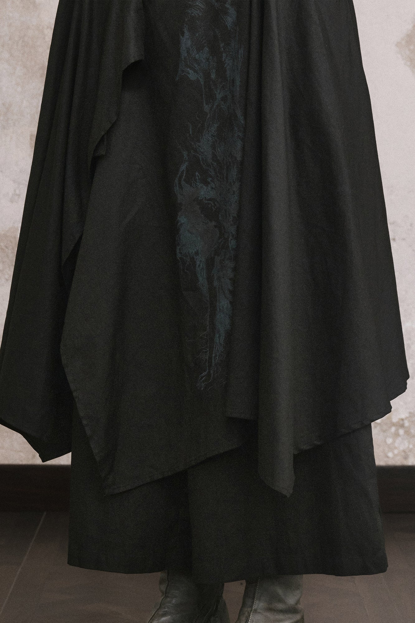 ILNya Nieternite Nifutur Asymmetrical Layered Graphic Skirt Pants