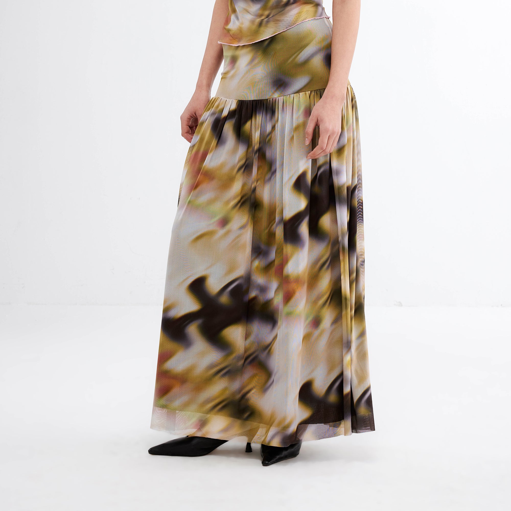 JIUWU PARK Blurred Print Gathered Maxi Skirt