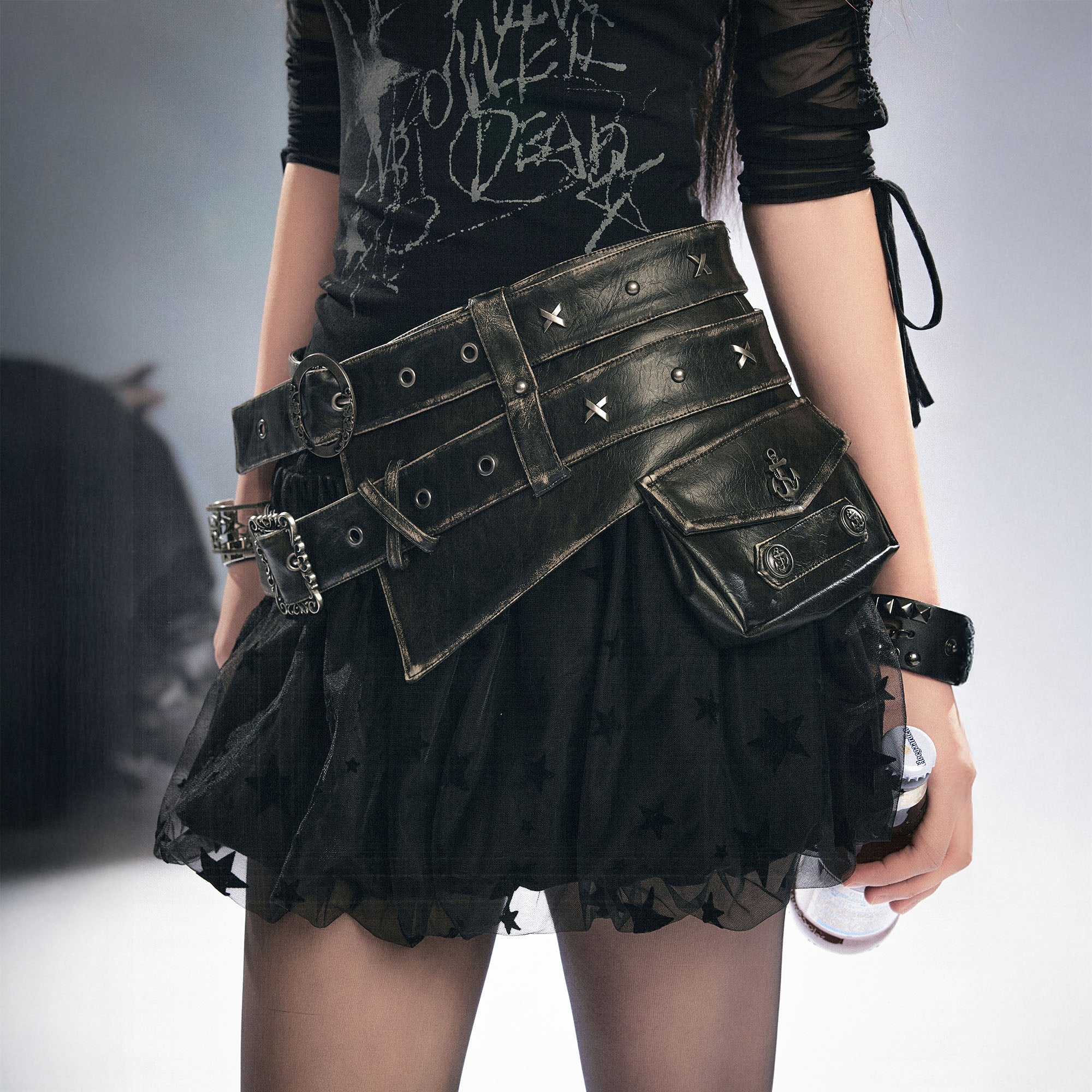 CESTNOUS Multi-Buckle Corset Belt