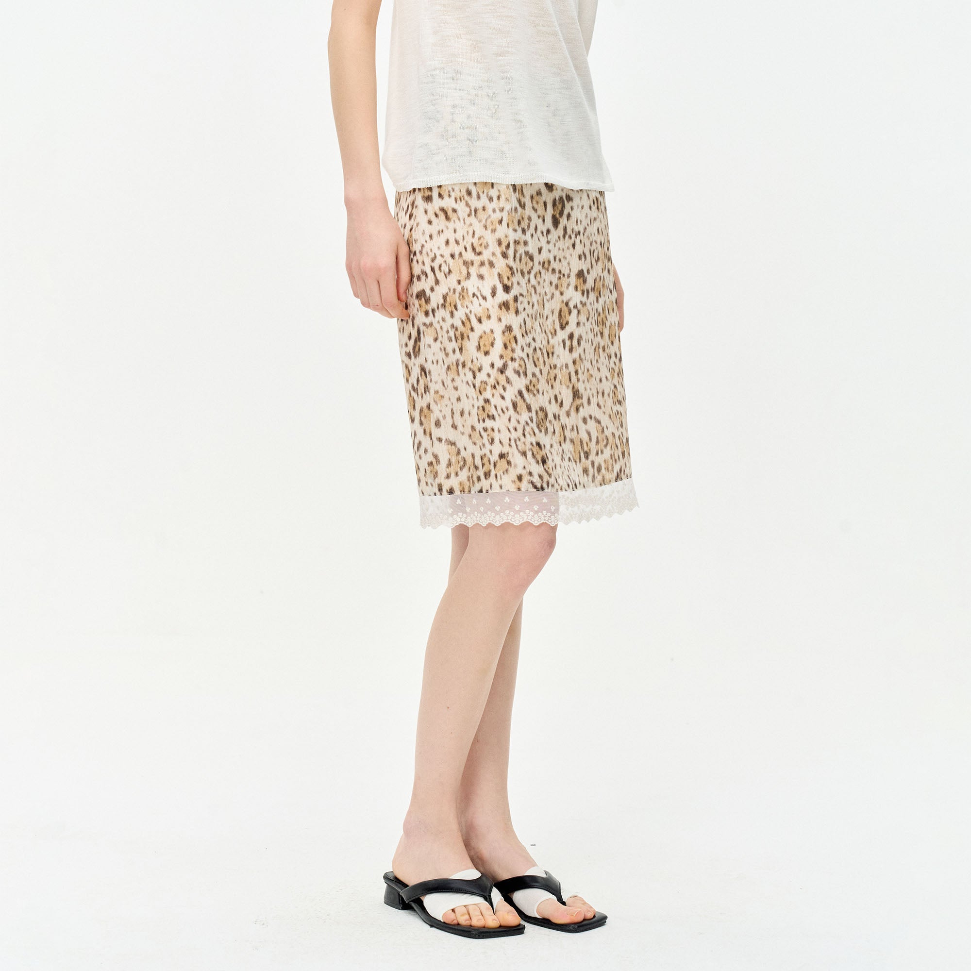 LEONSENSE Leopard Lace-Trim Mini Skirt