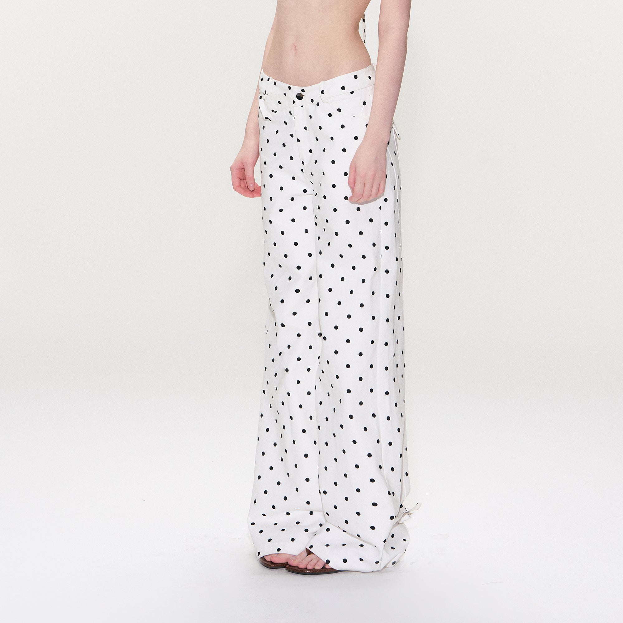 THE NEVERMORE Retro Polka-Dot Straight-Leg Jeans