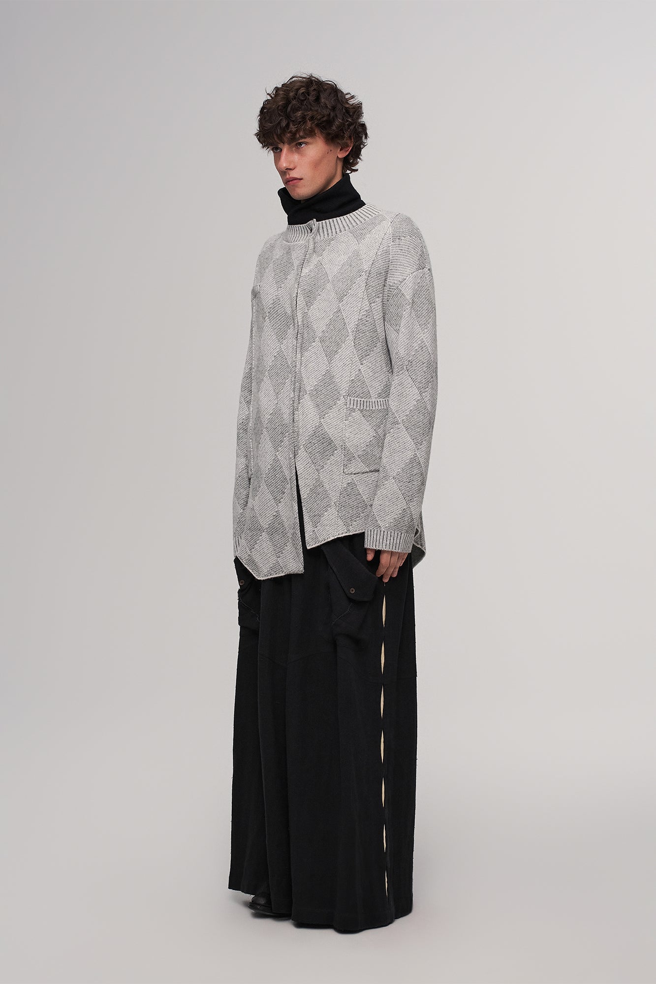 ILNya Nieternite Nifutur Wool-Blend Argyle Jacquard Cardigan Gray