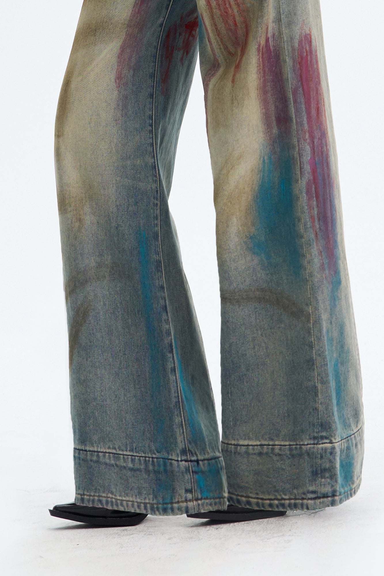 THE NEVERMORE Distressed Graffiti-Wash Wide-Leg Jeans