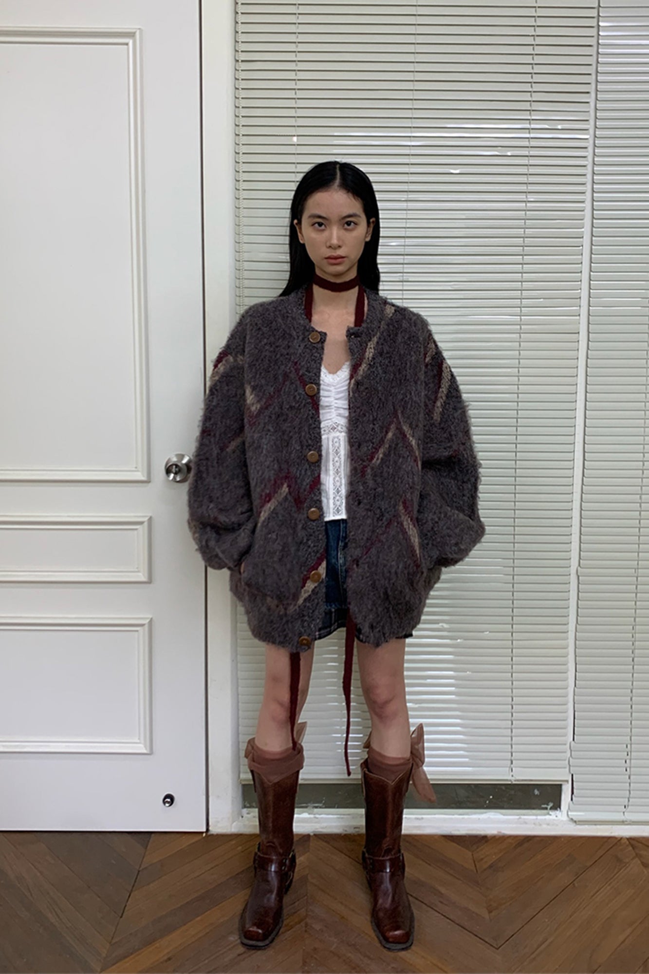 NEVERSEEZ Brushed Zigzag Button Cardigan