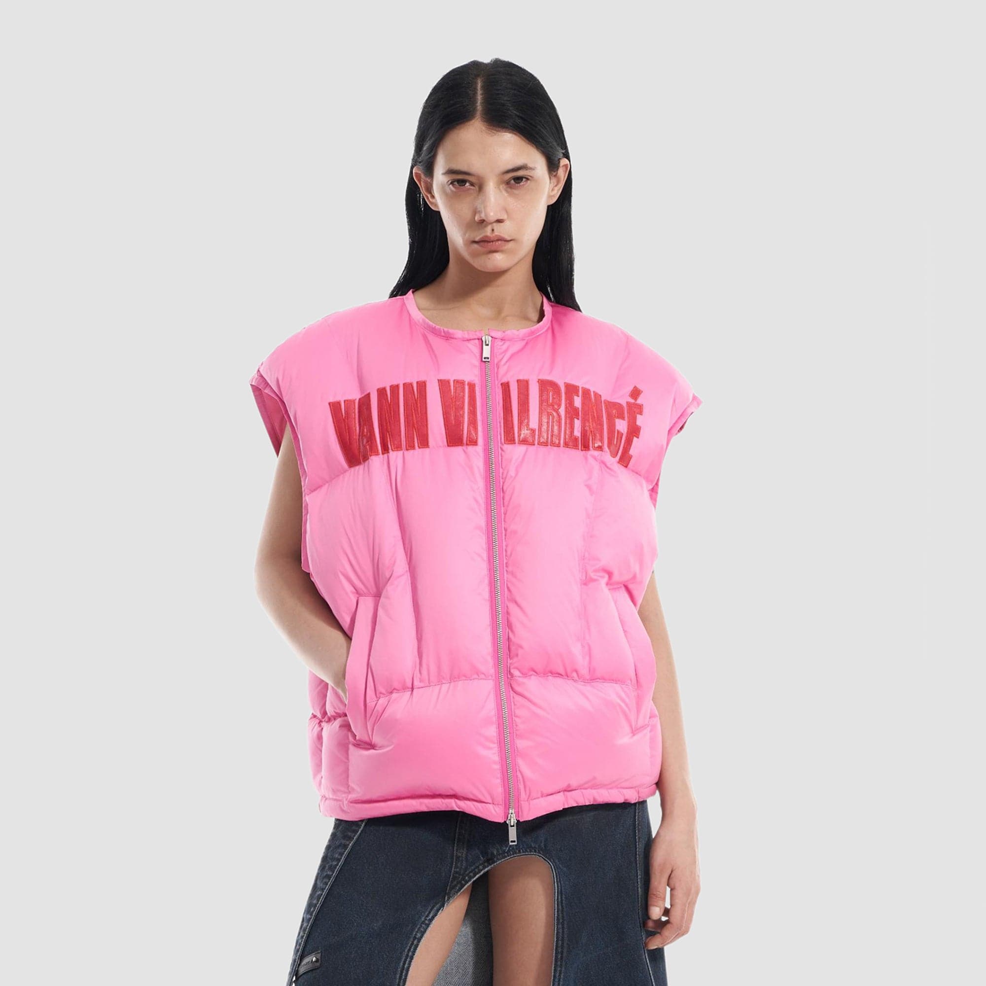 VANN VALRENCE LOGO Patch Quilted Down Vest